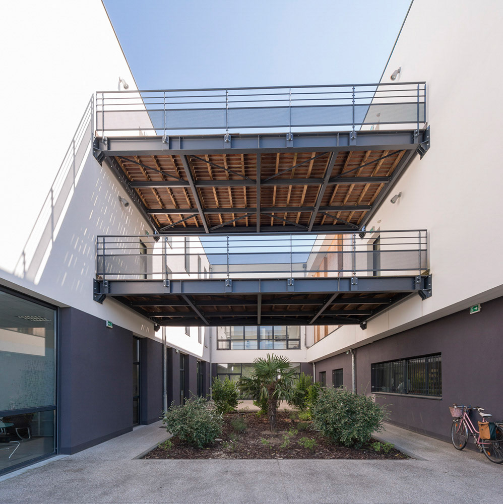 Clinique Pierre de Soleil, Vetraz Monthoux, In Fine.