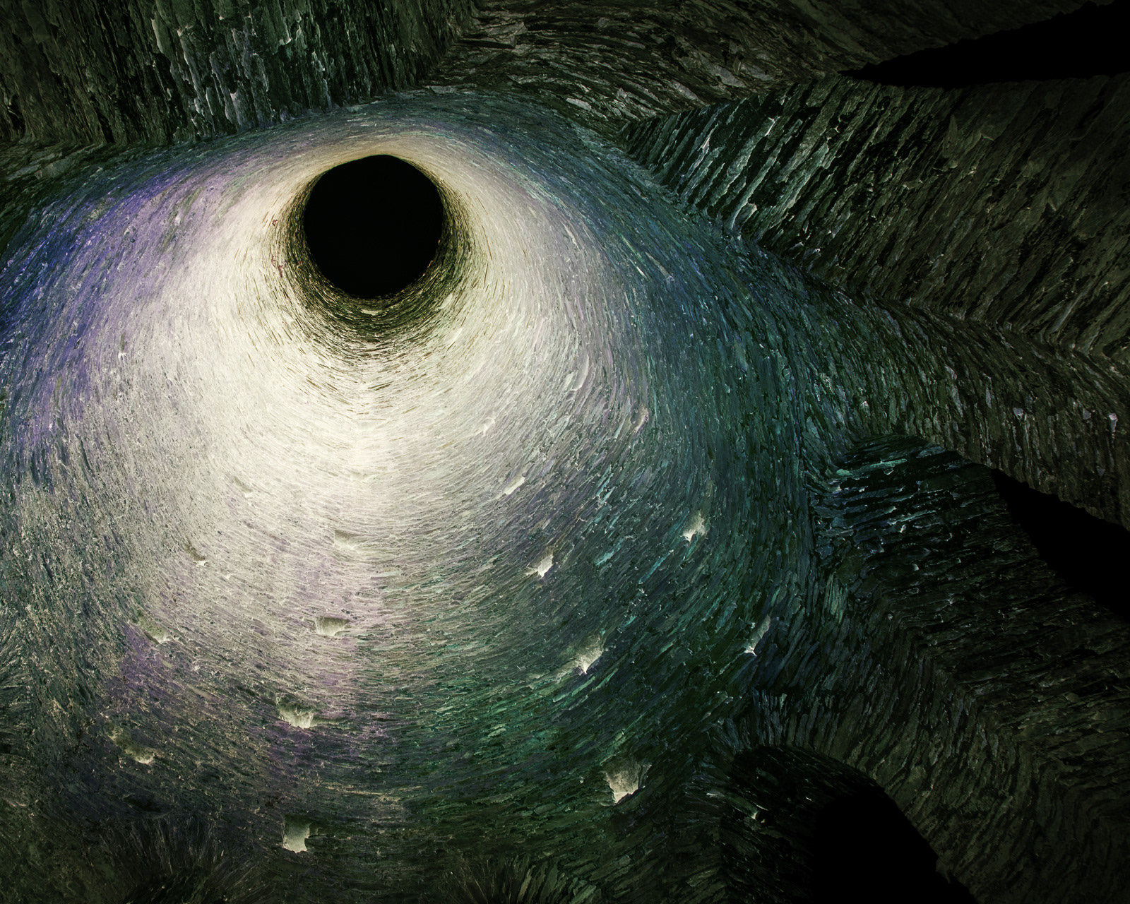 5 July 19 Black Hole