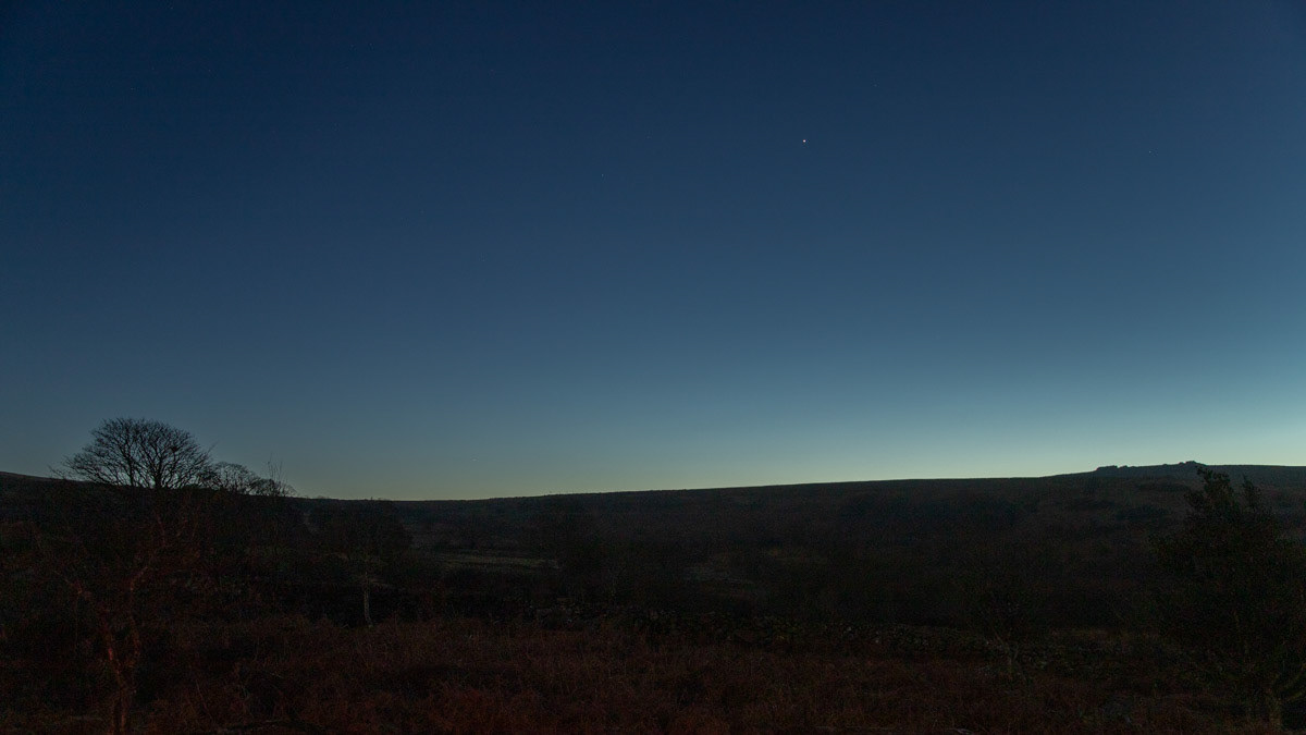 17 Jan 22: Chinkwell Tor and Jupiter an hour after sunset