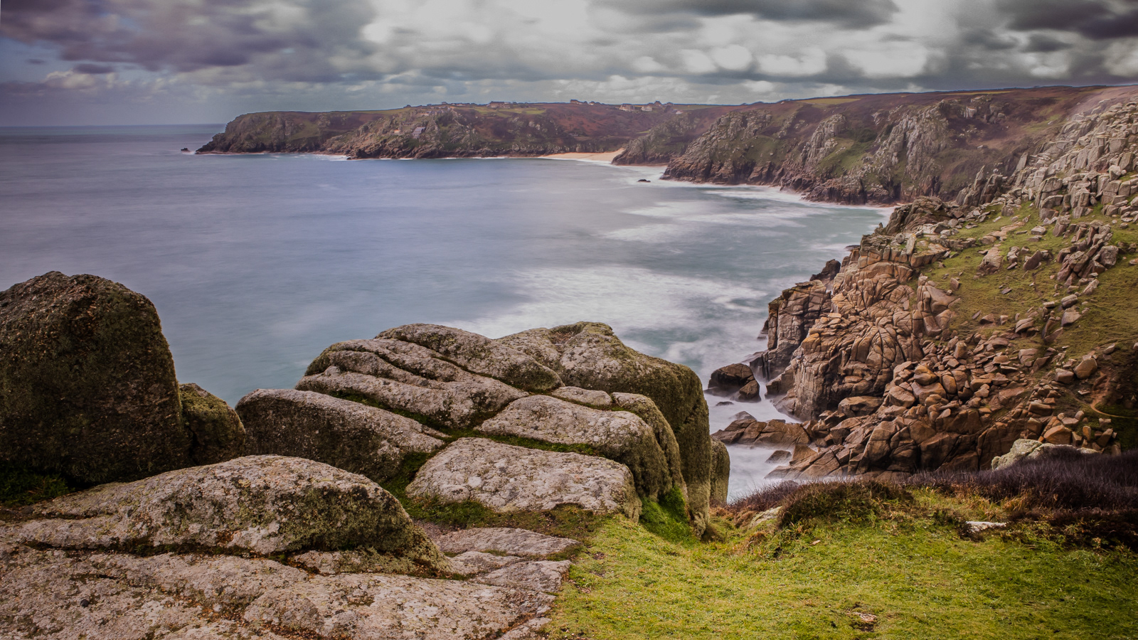 2 Mar 24 - Look across to the Mince Theatre from Logan Lock