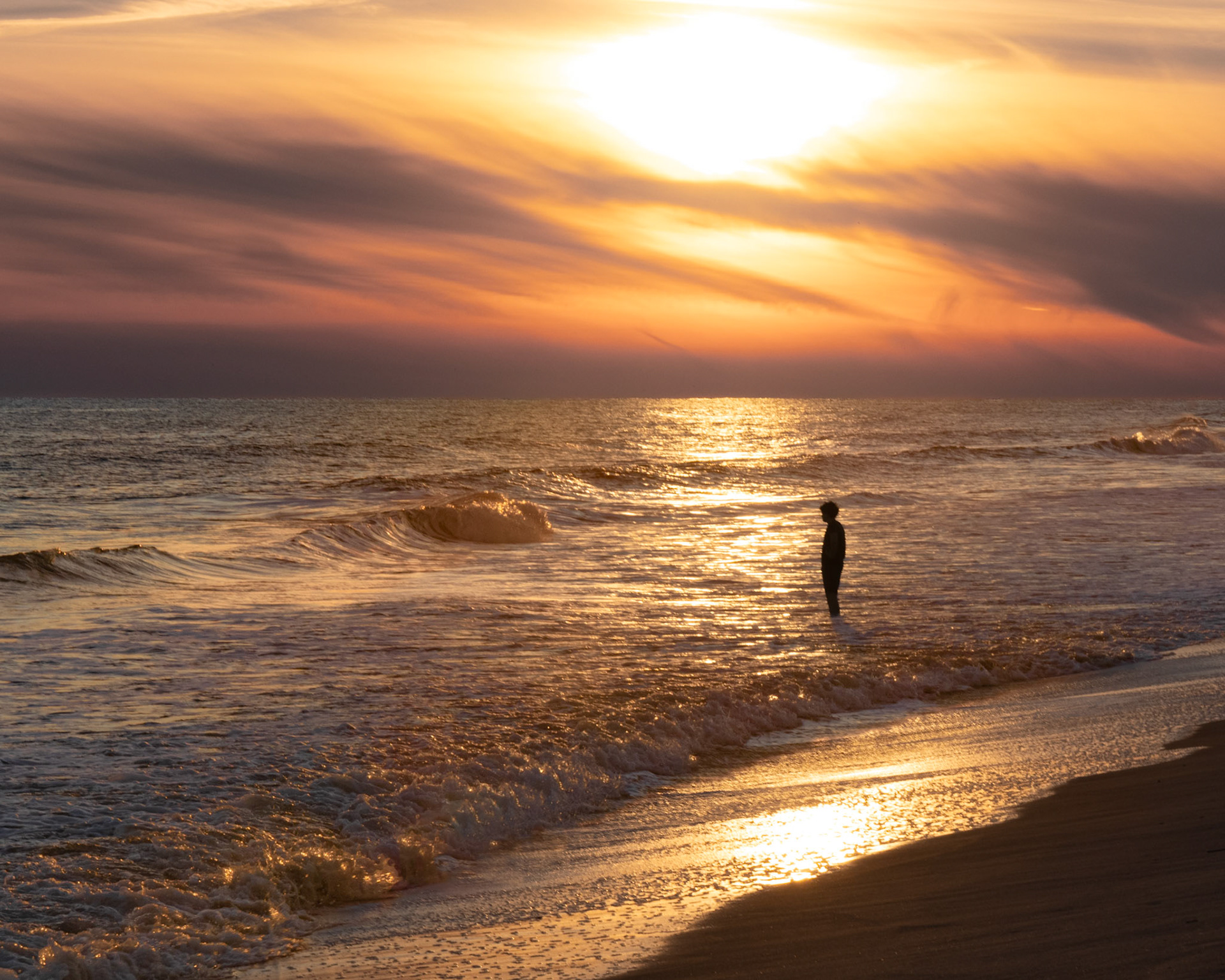 Sunset 44, OIB east end