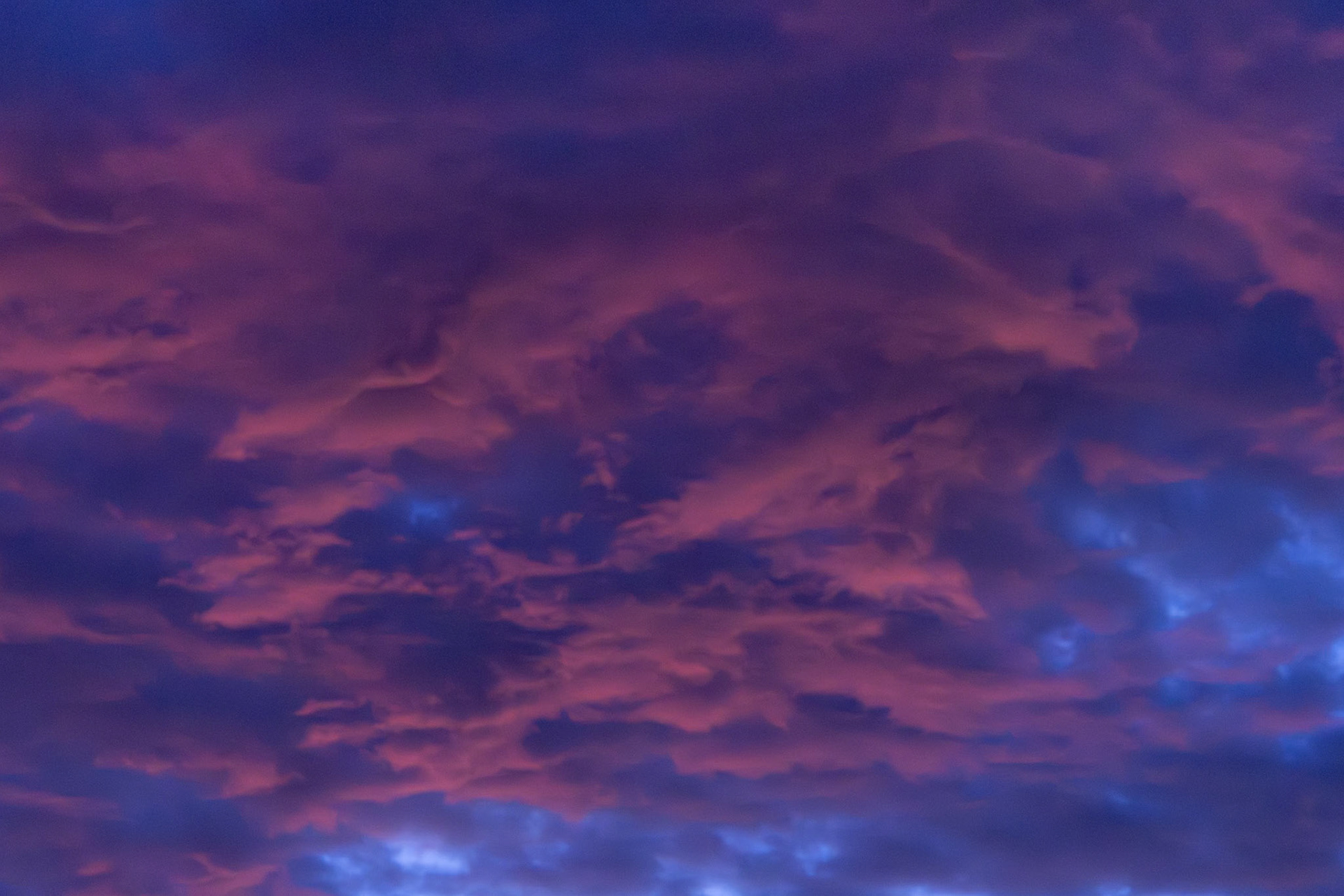 Sunrise 24, OIB east end