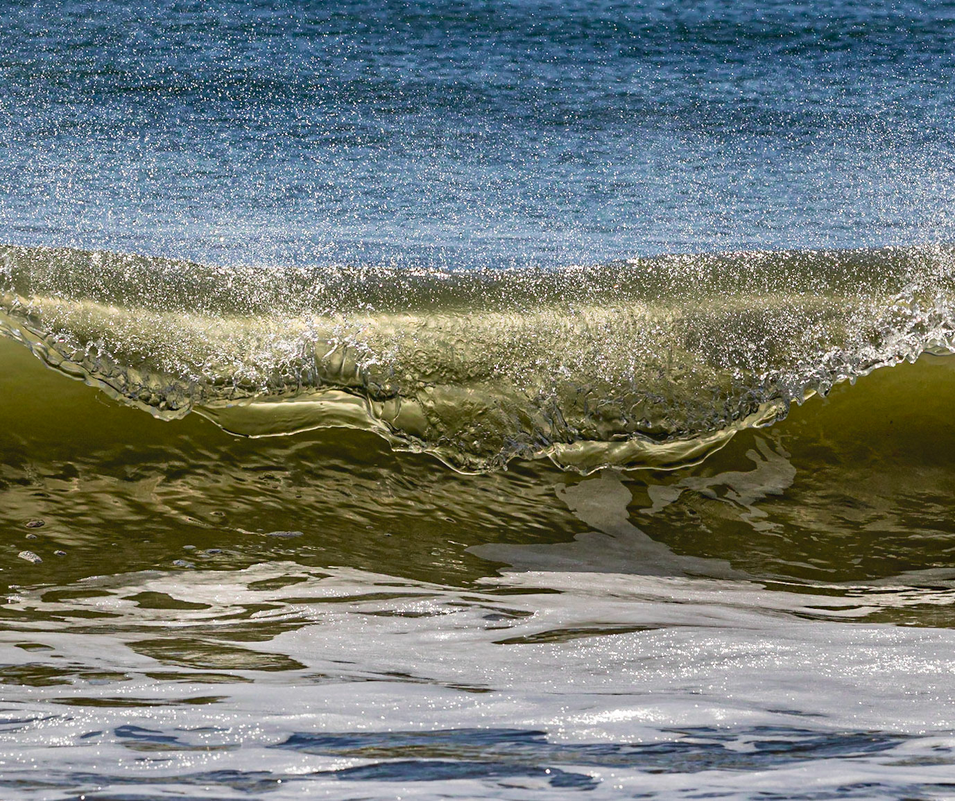 Winter waves 18, OIB east end