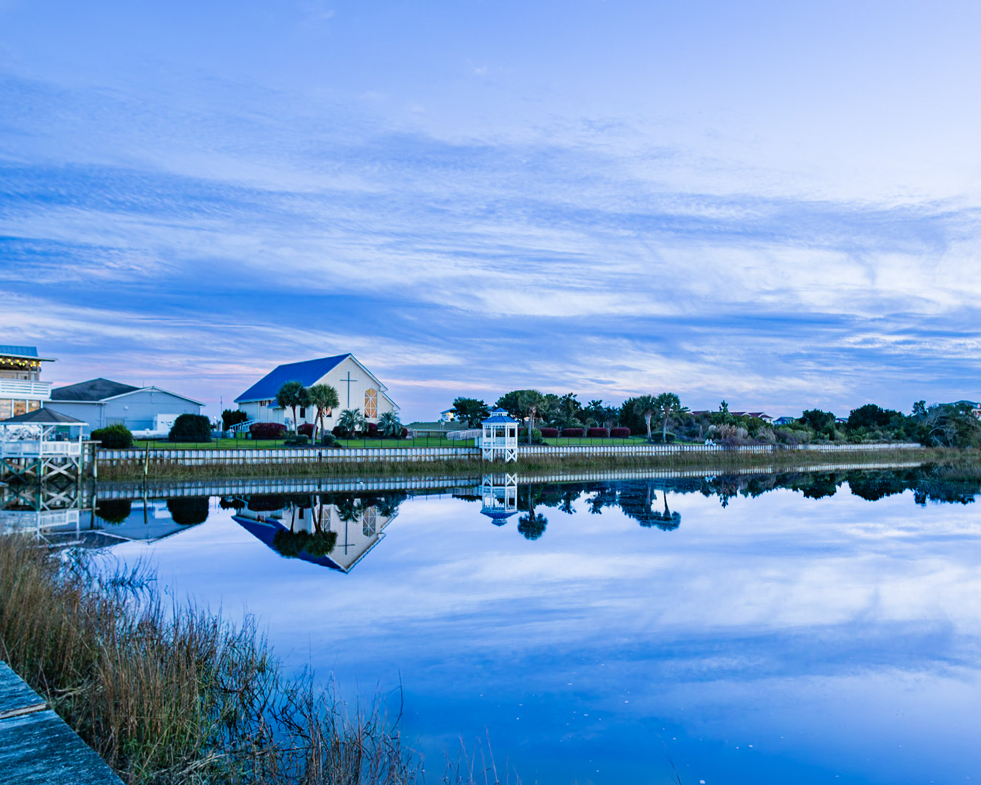 OIB Chapel 1, OIB foot of bridge
