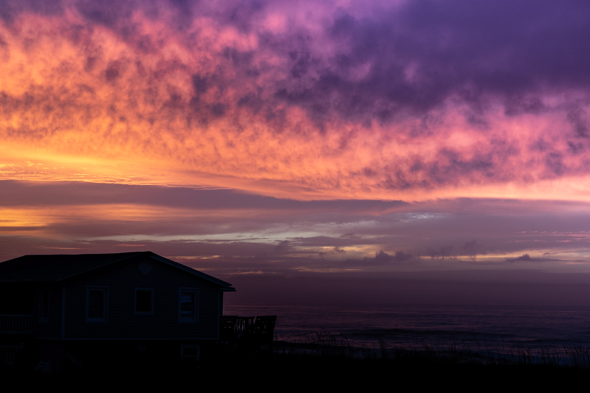 Sunrise 49, OIB east end