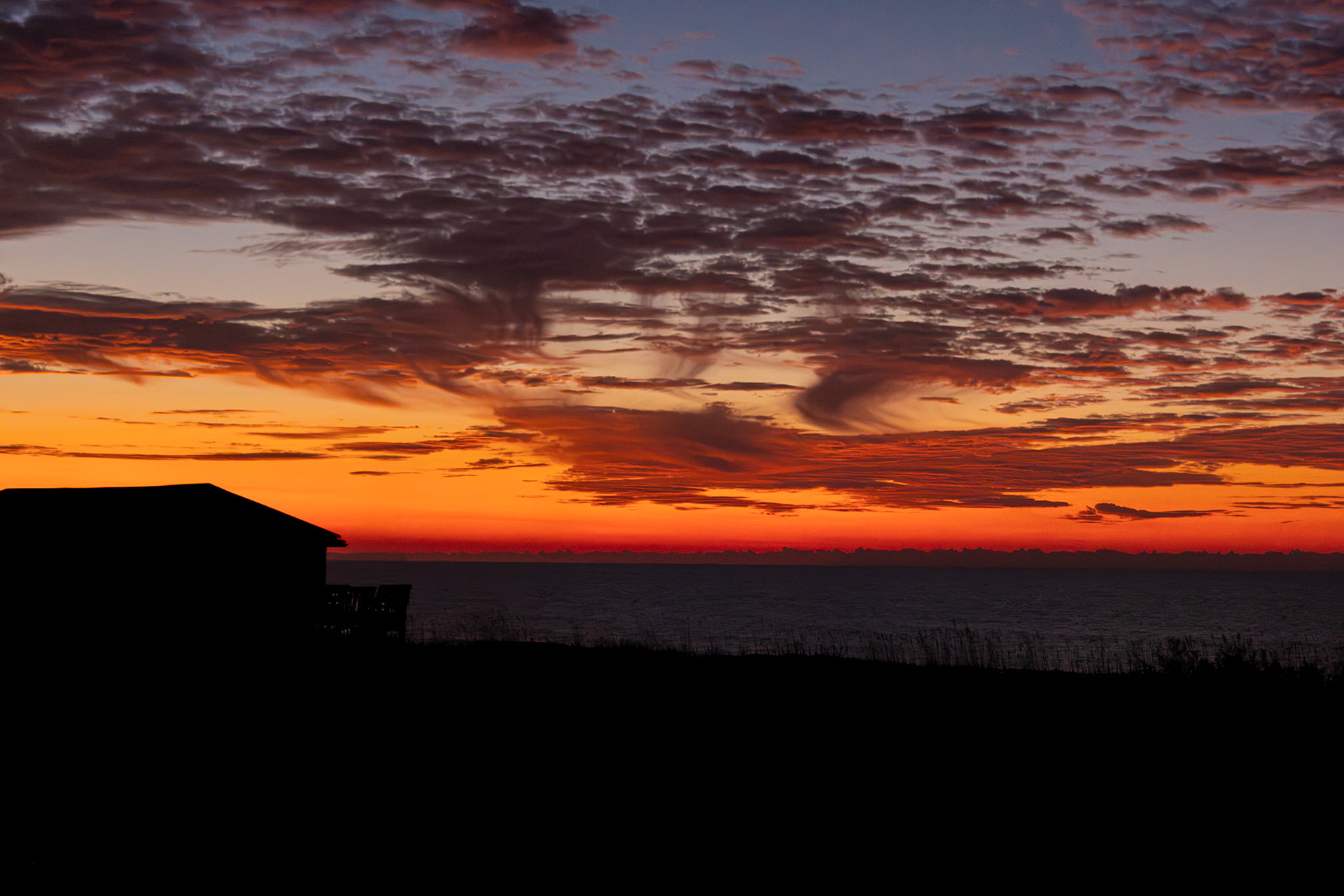 Sunrise 50, OIB east end