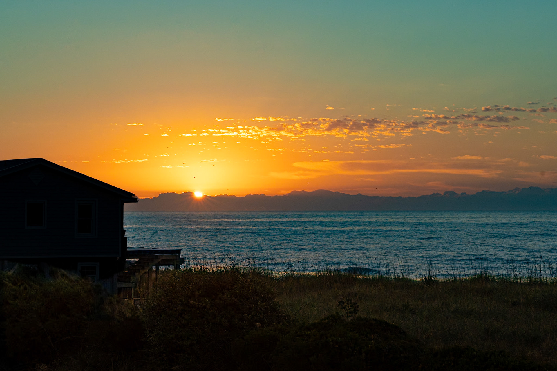 Sunrise 67, OIB east end