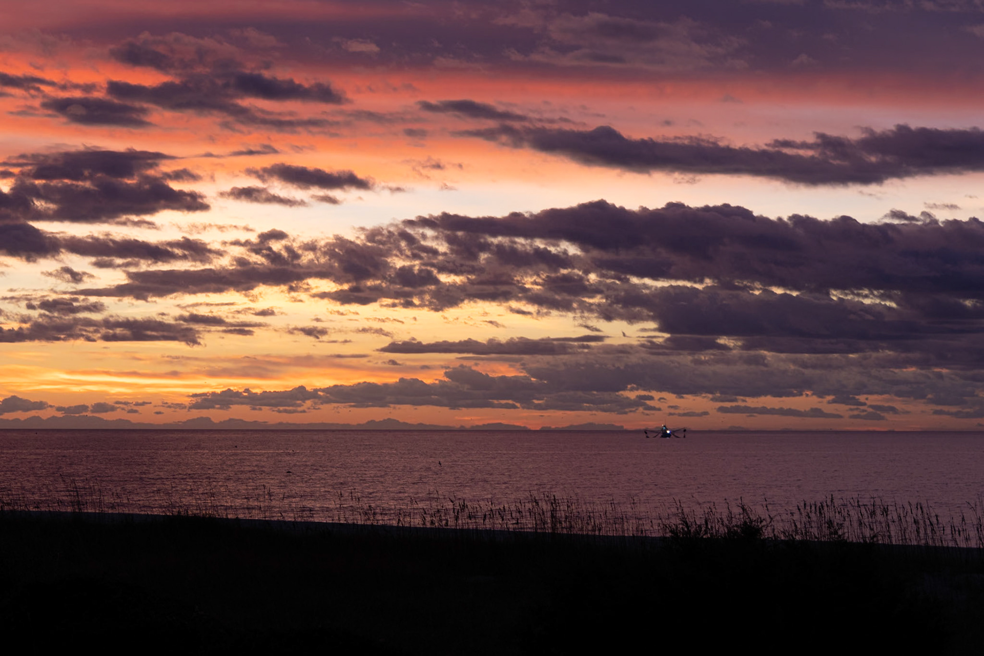 Sunrise 12, OIB east end