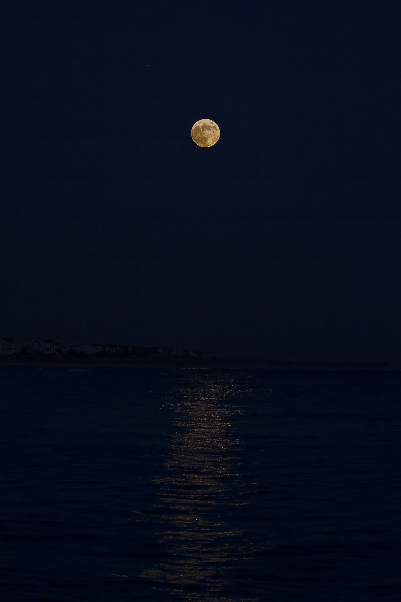 Hunter's moonrise 3, OIB East End