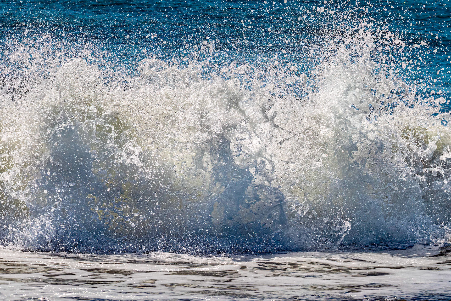 Winter waves 19, OIB east end