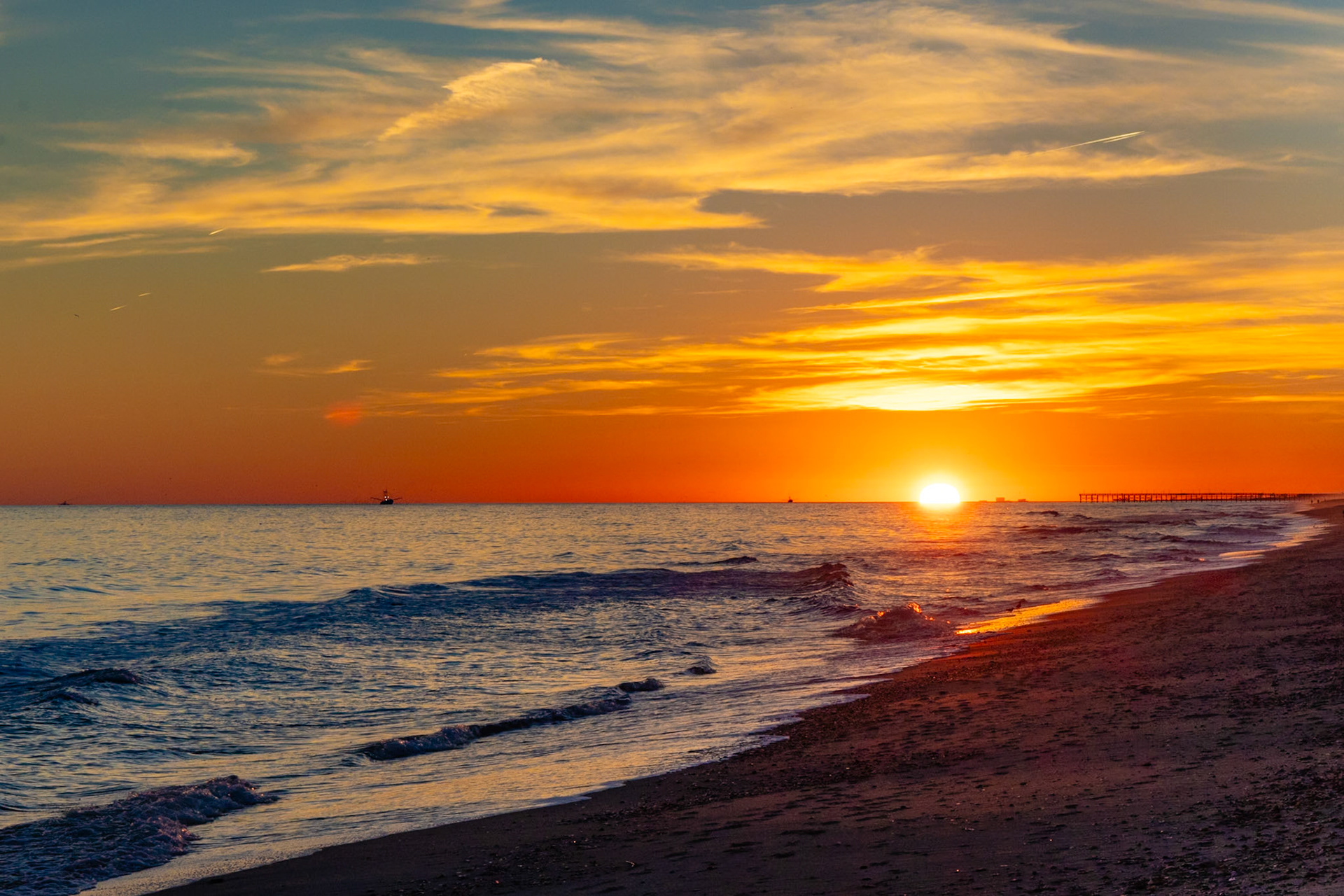 Sunset 74, OIB east end