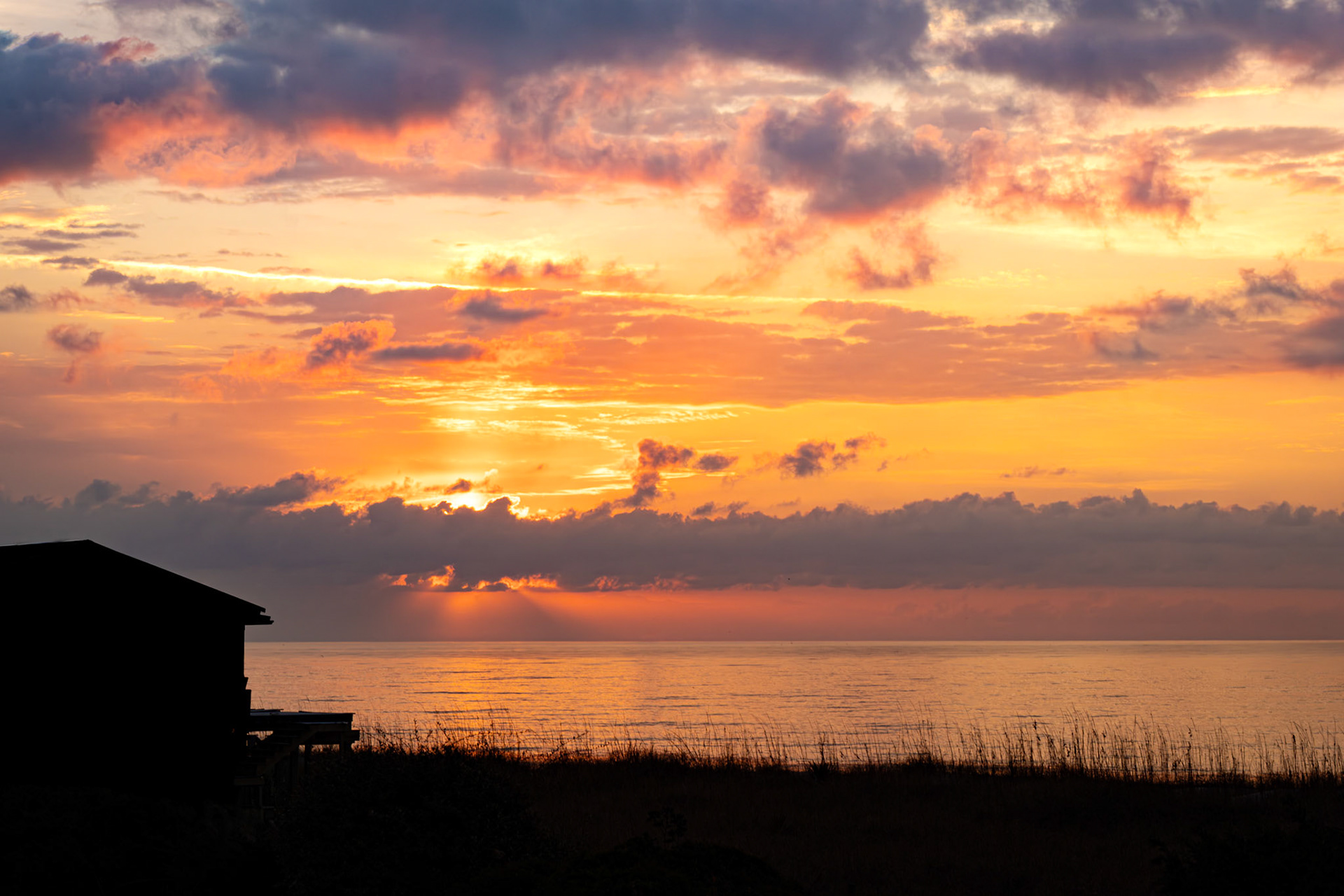 Sunrise 69, OIB east end