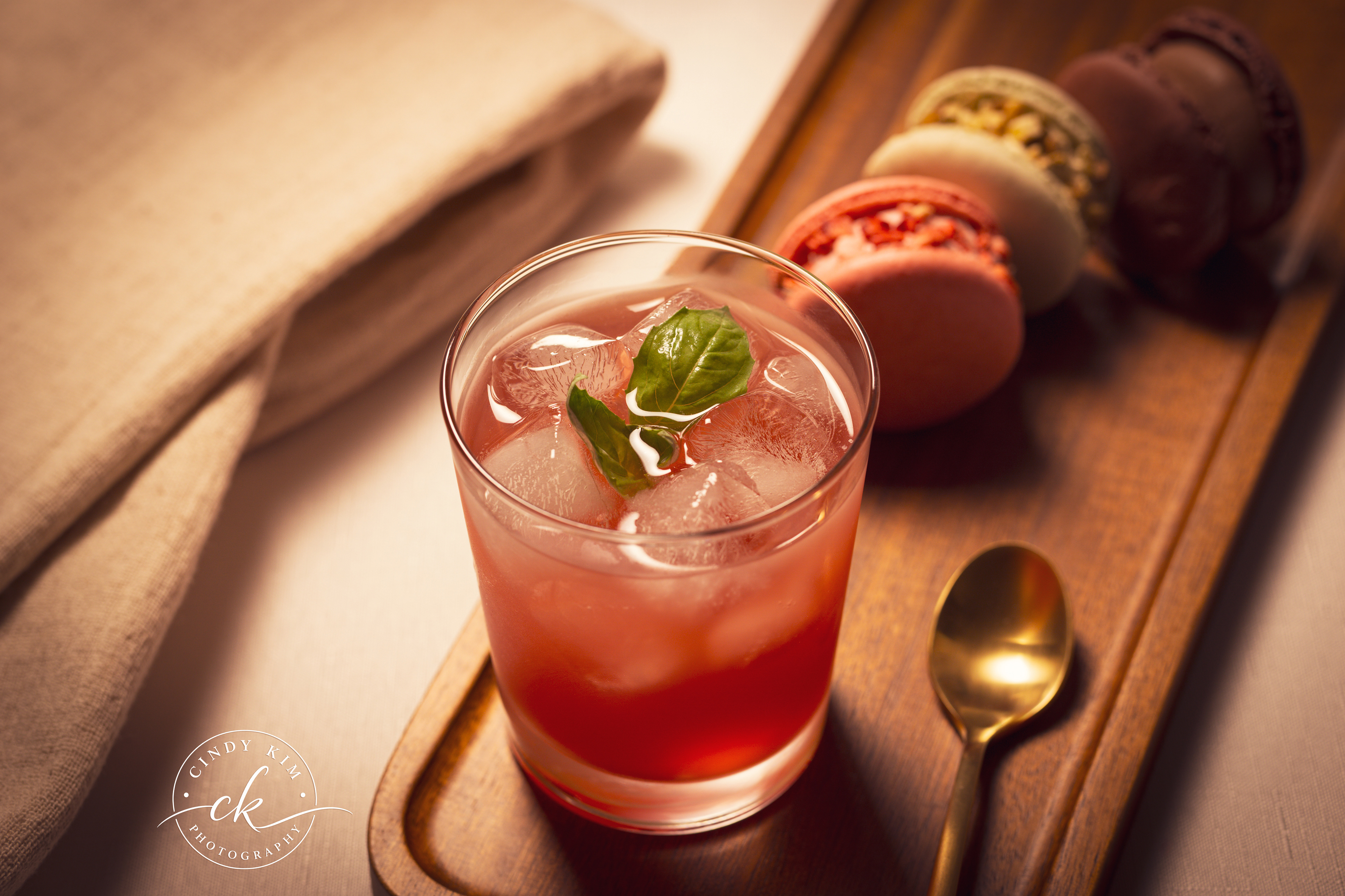 Organic Red Fruit and Vegetable Juice Blend with Basil and Macarons