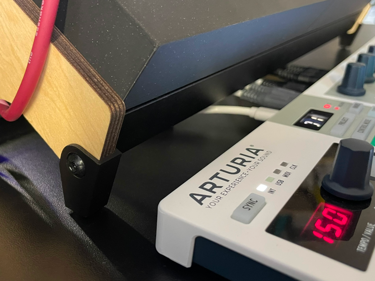 KORG VOLCA SEQUENZ STAND RISER FEET