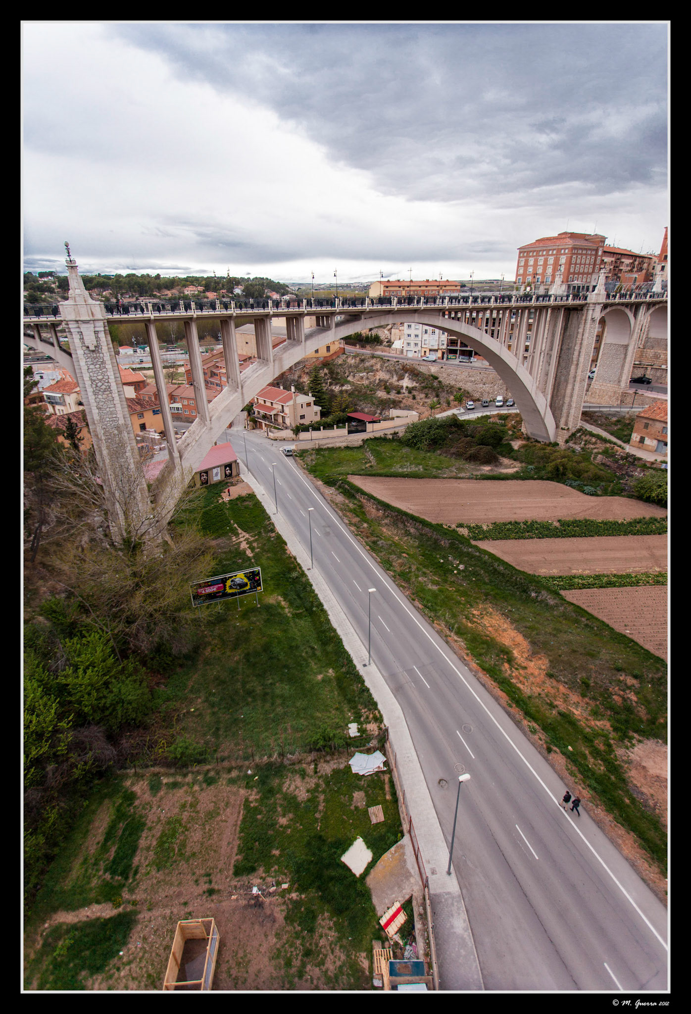 El viaducto viejo de Teruel desde el nuevo. Ampliar