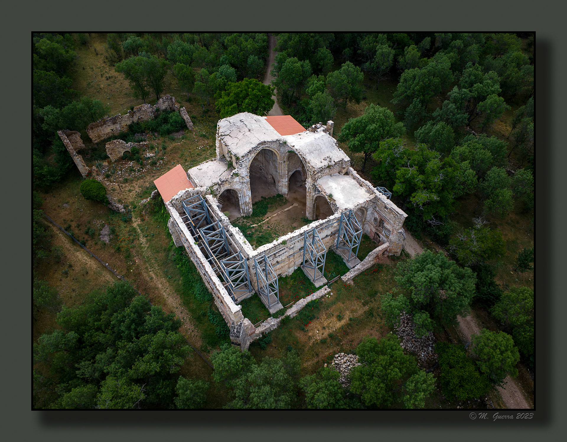 Fotografia hecha con el dron en el Monasterio de Bonaval. 100ASA