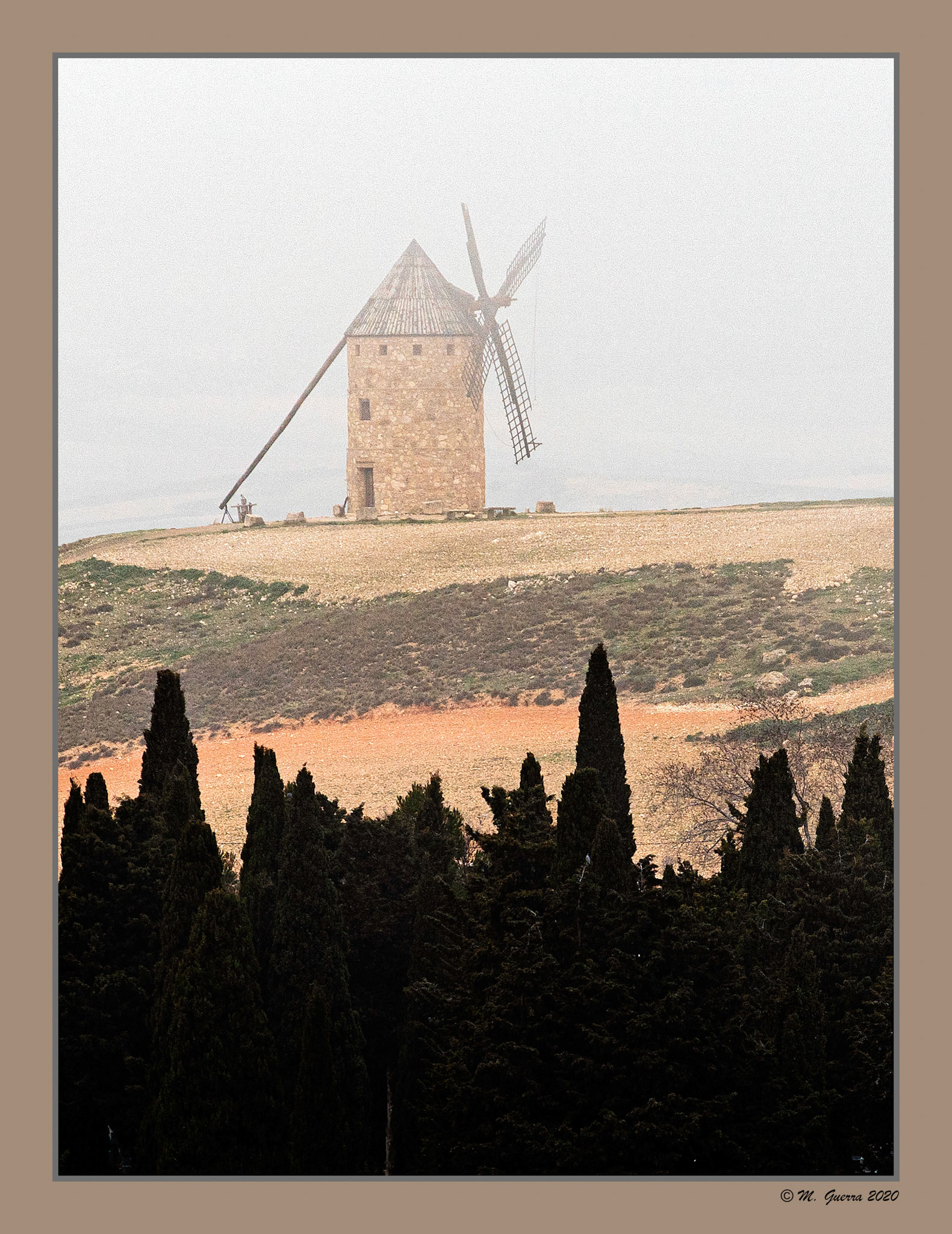 Molinos de viento en Belmonte. Ampliar