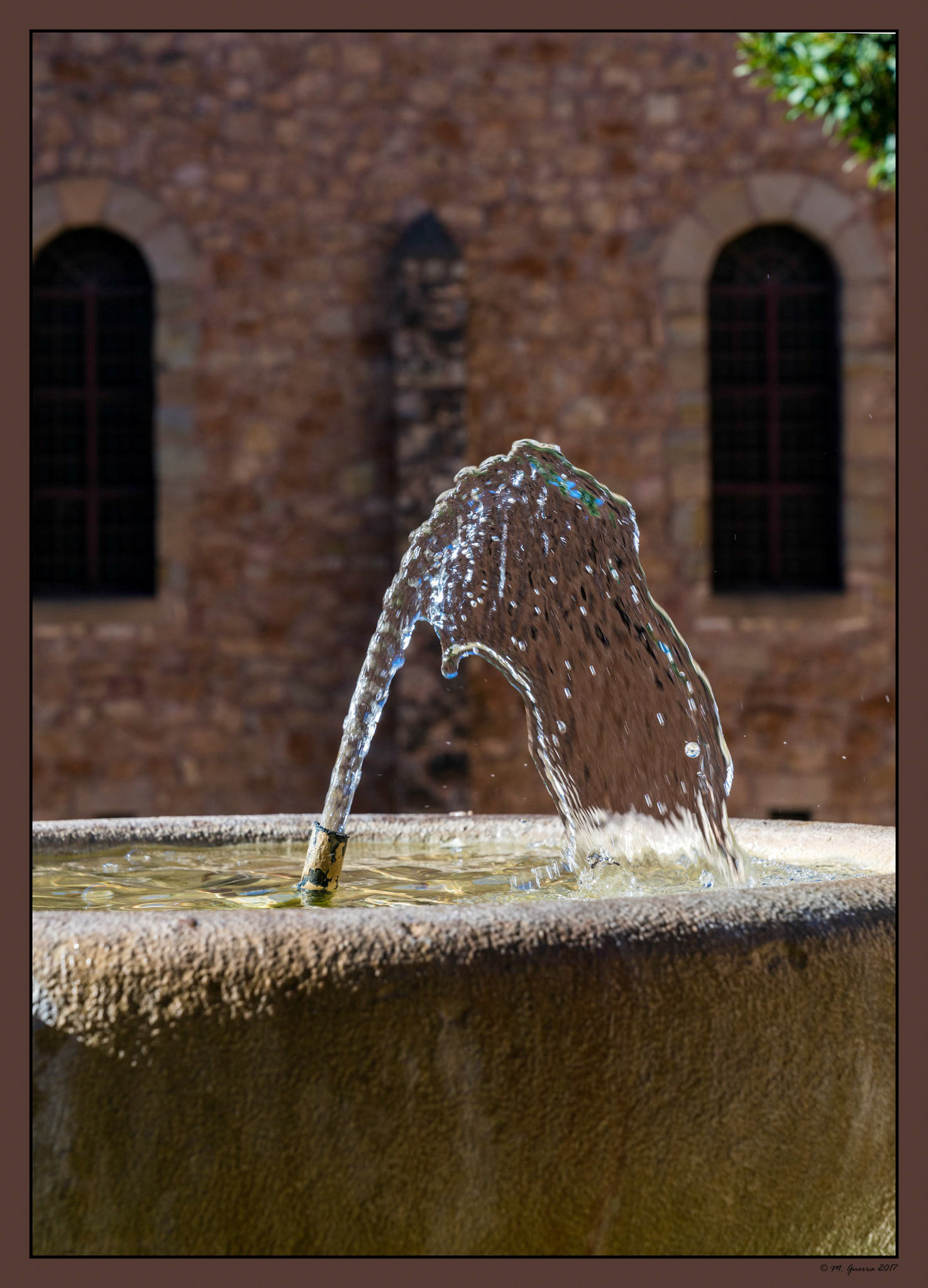 Corro de fuente en el Parador de Sigüenza. Ampliar