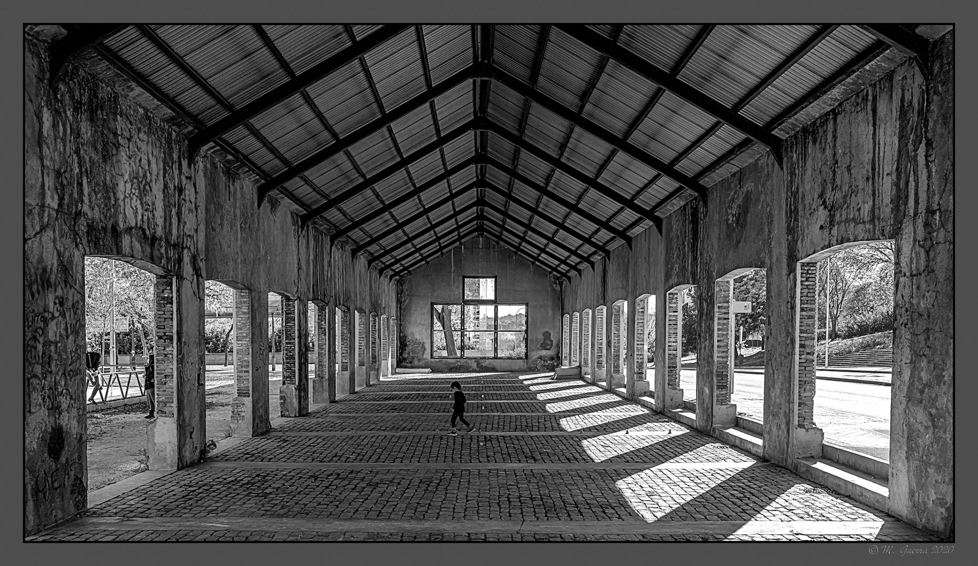 Nave diáfana en Méndez Álvaro