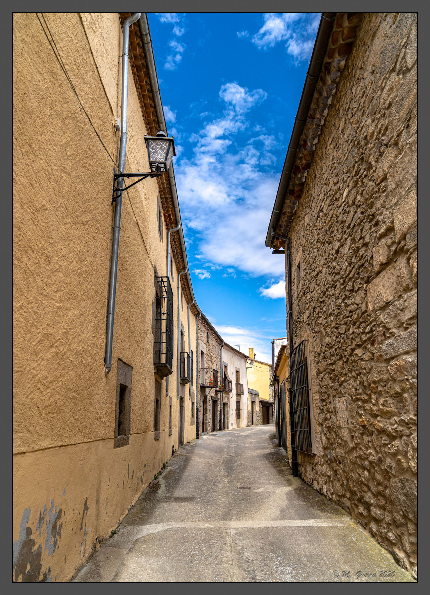 Calle en Ledesma. Ampliar