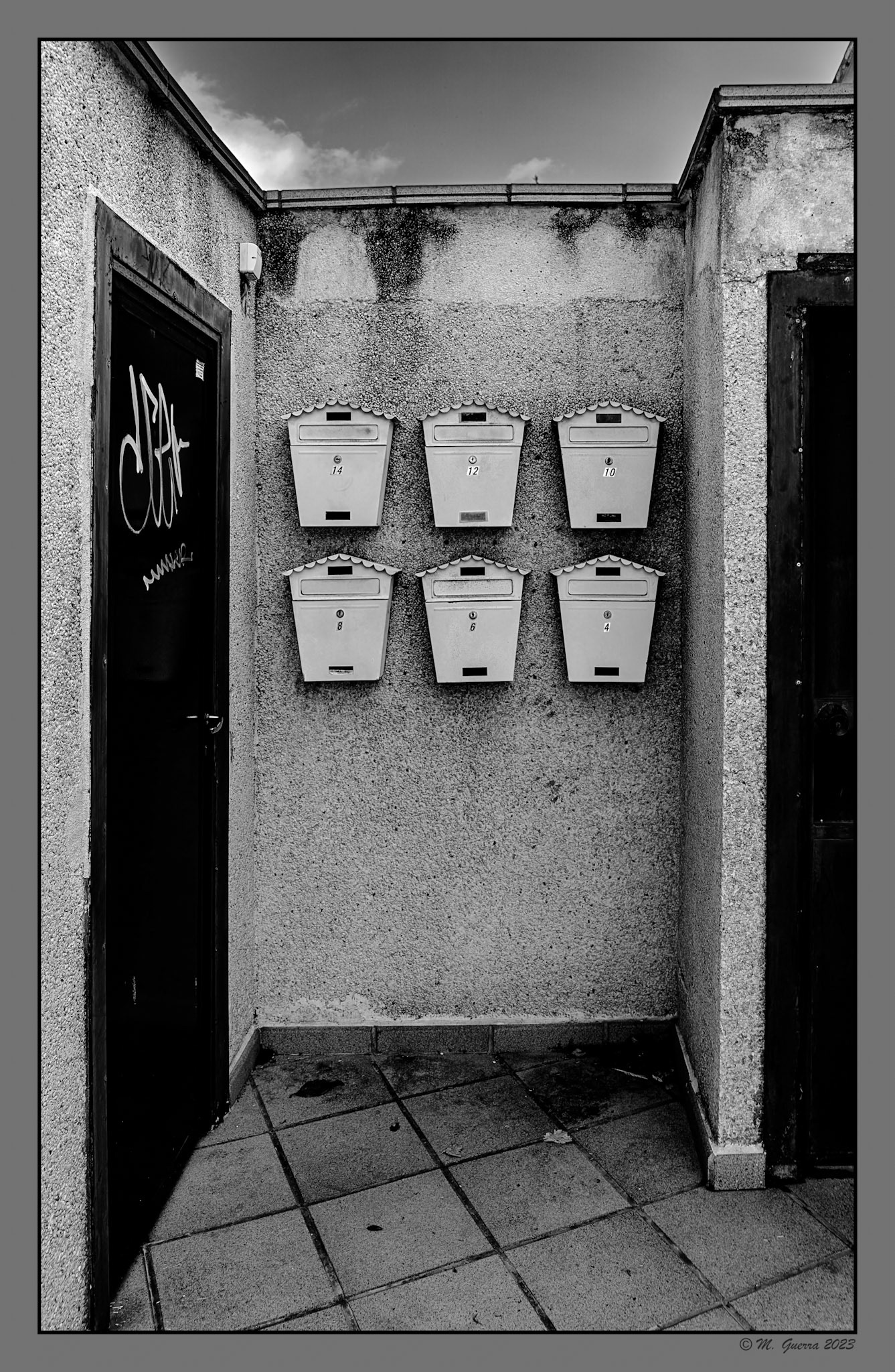 Buzones de unas viviendas en San Agustín de Guadalix. 100ASA