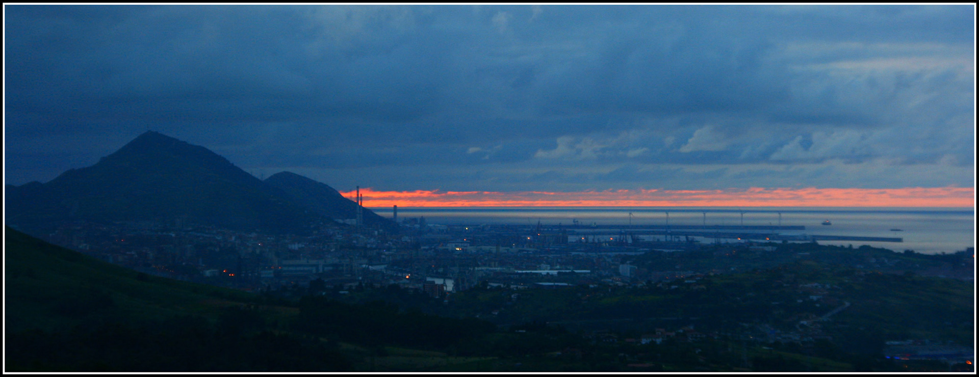Atardecer en Bilbao. Ampliar