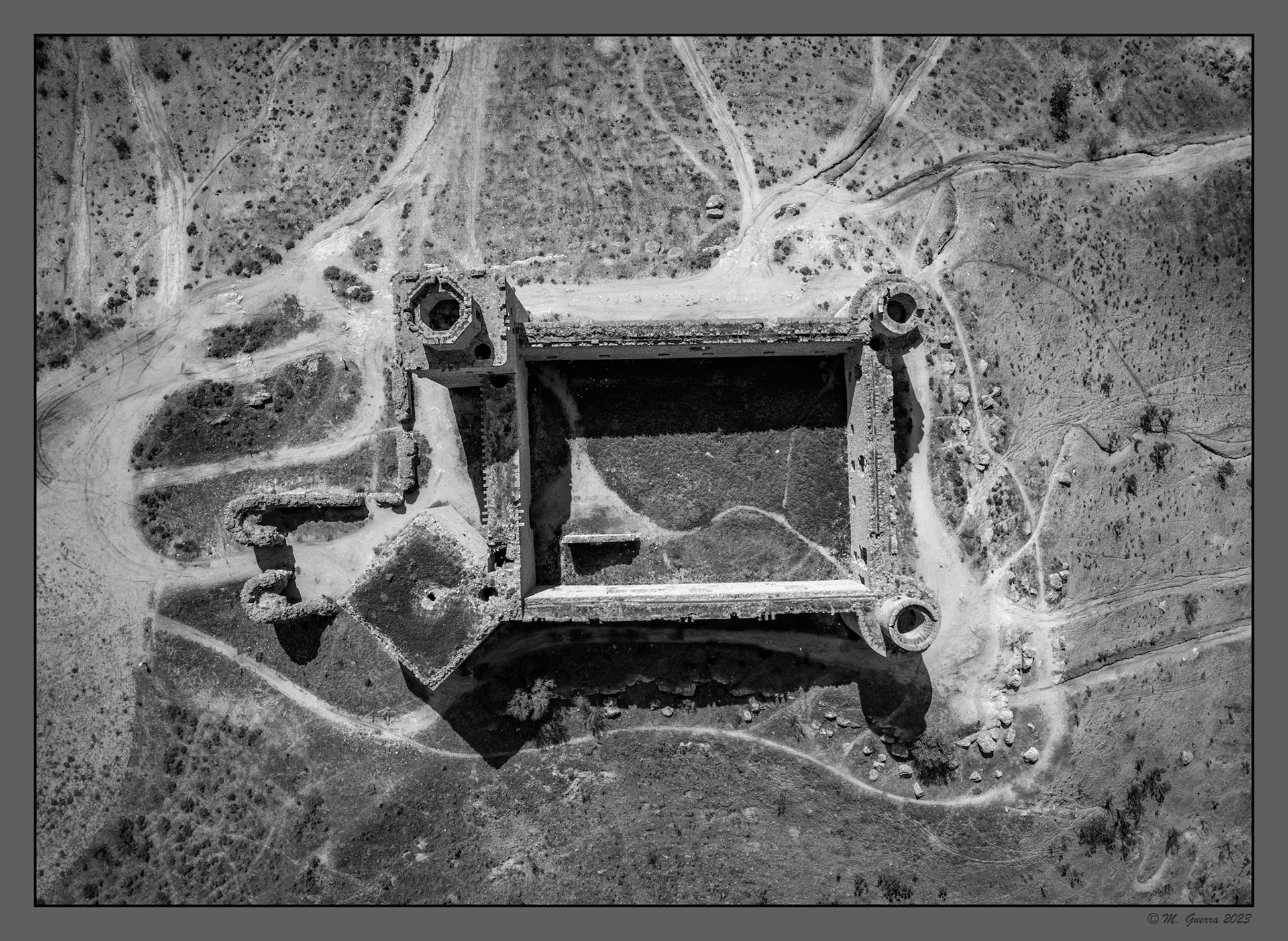 El castillo de Barcience desde el dron. 100ASA