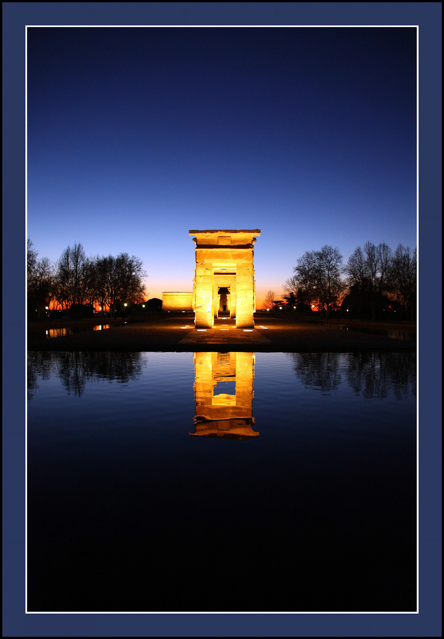 El Templo de Debod en Madrid. Ampliar