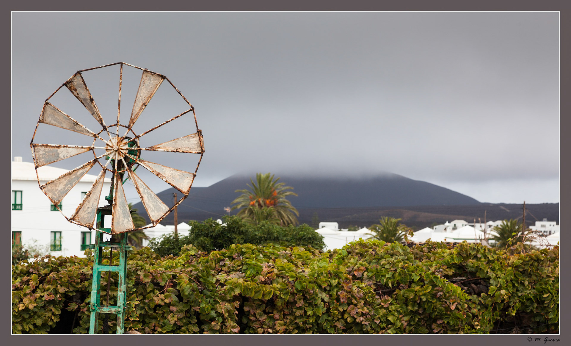 Molino viejo en Yaiza, Lanzarote. Ampliar