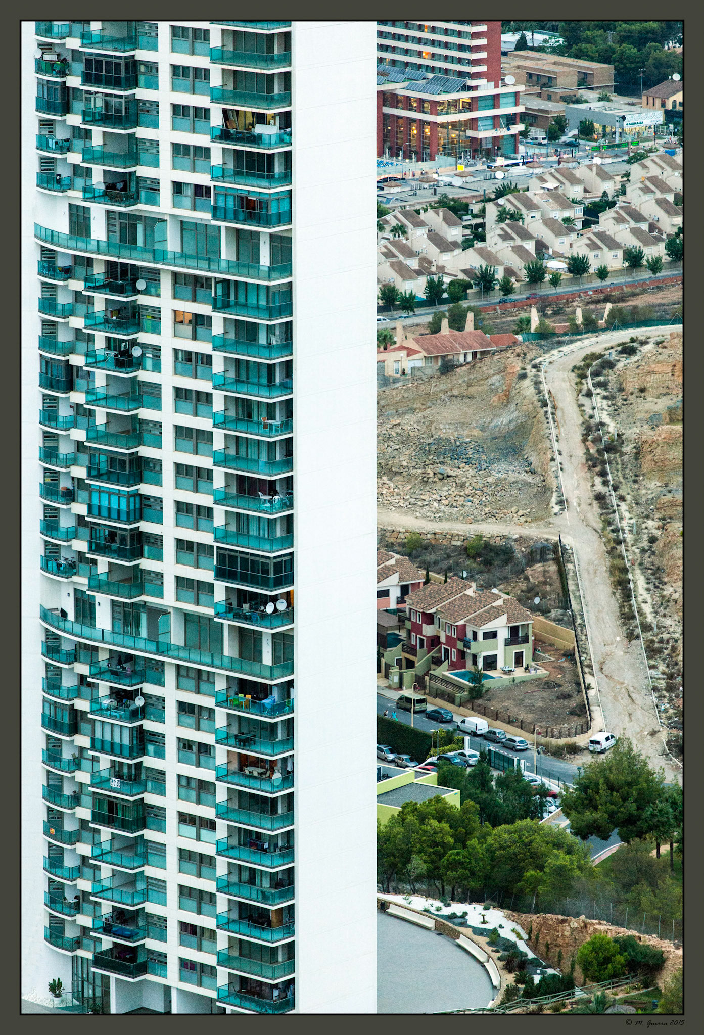Benidorm. Ampliar