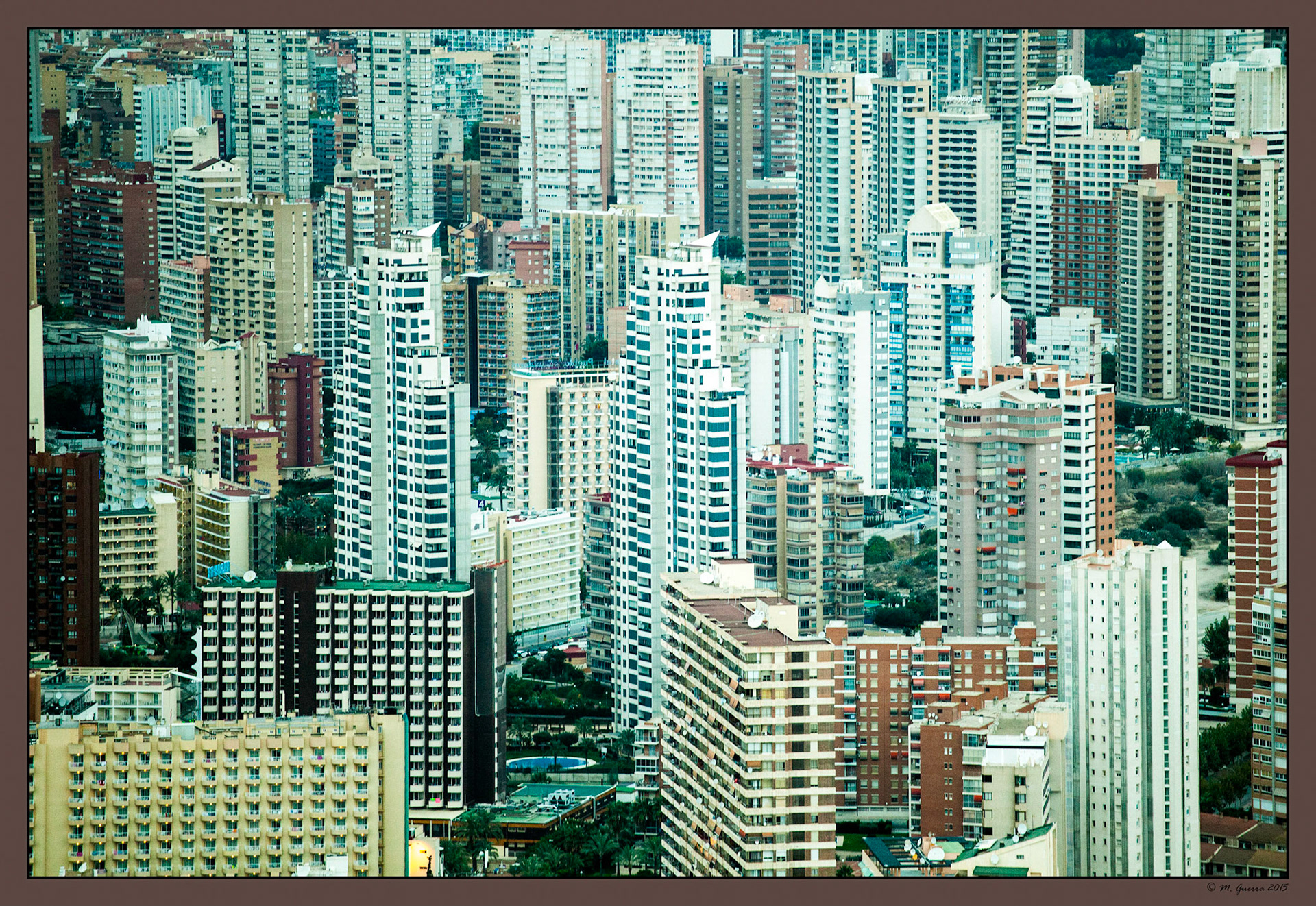 Benidorm. Ampliar