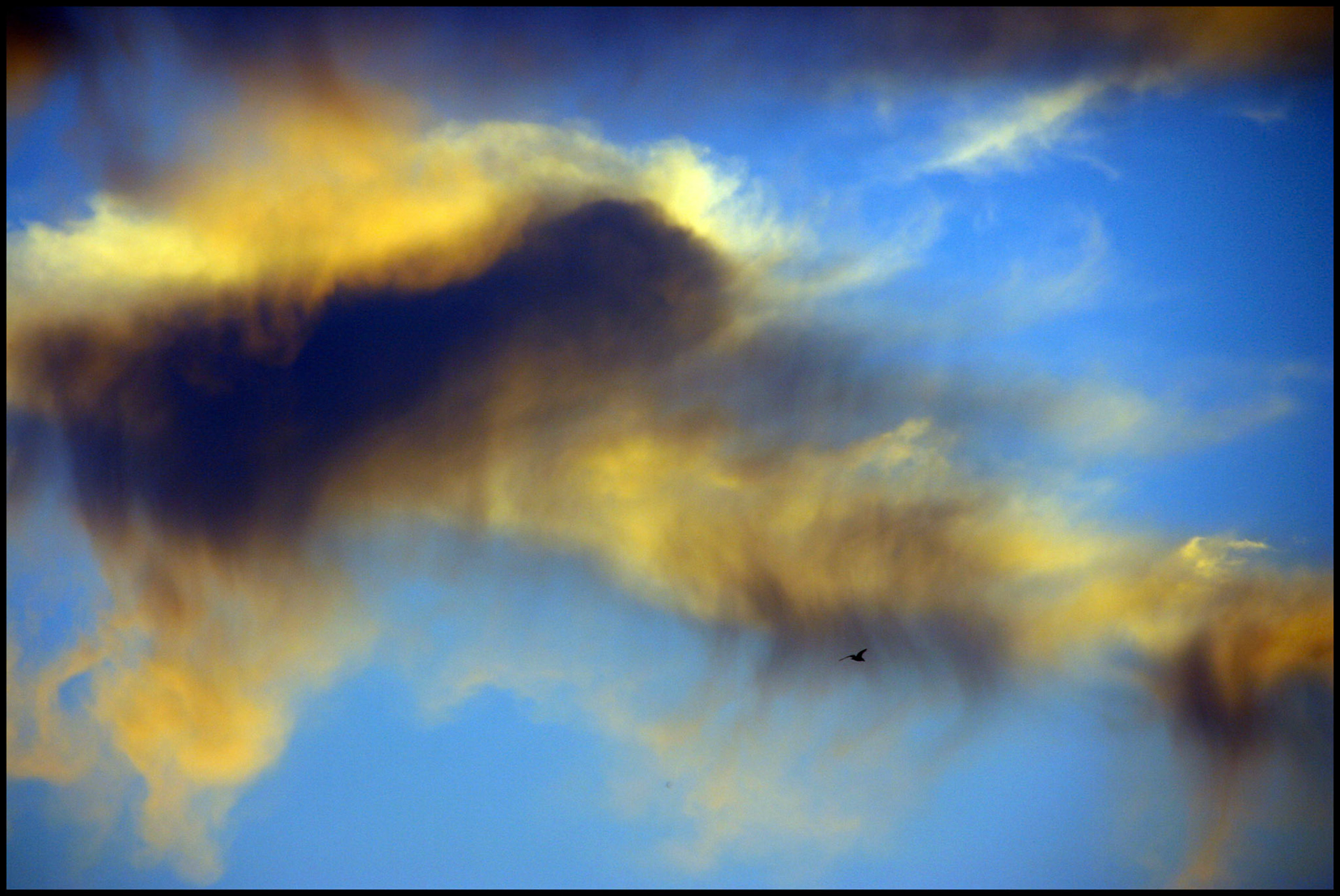 Nubes al atardecer en Portonovo. Ampliar