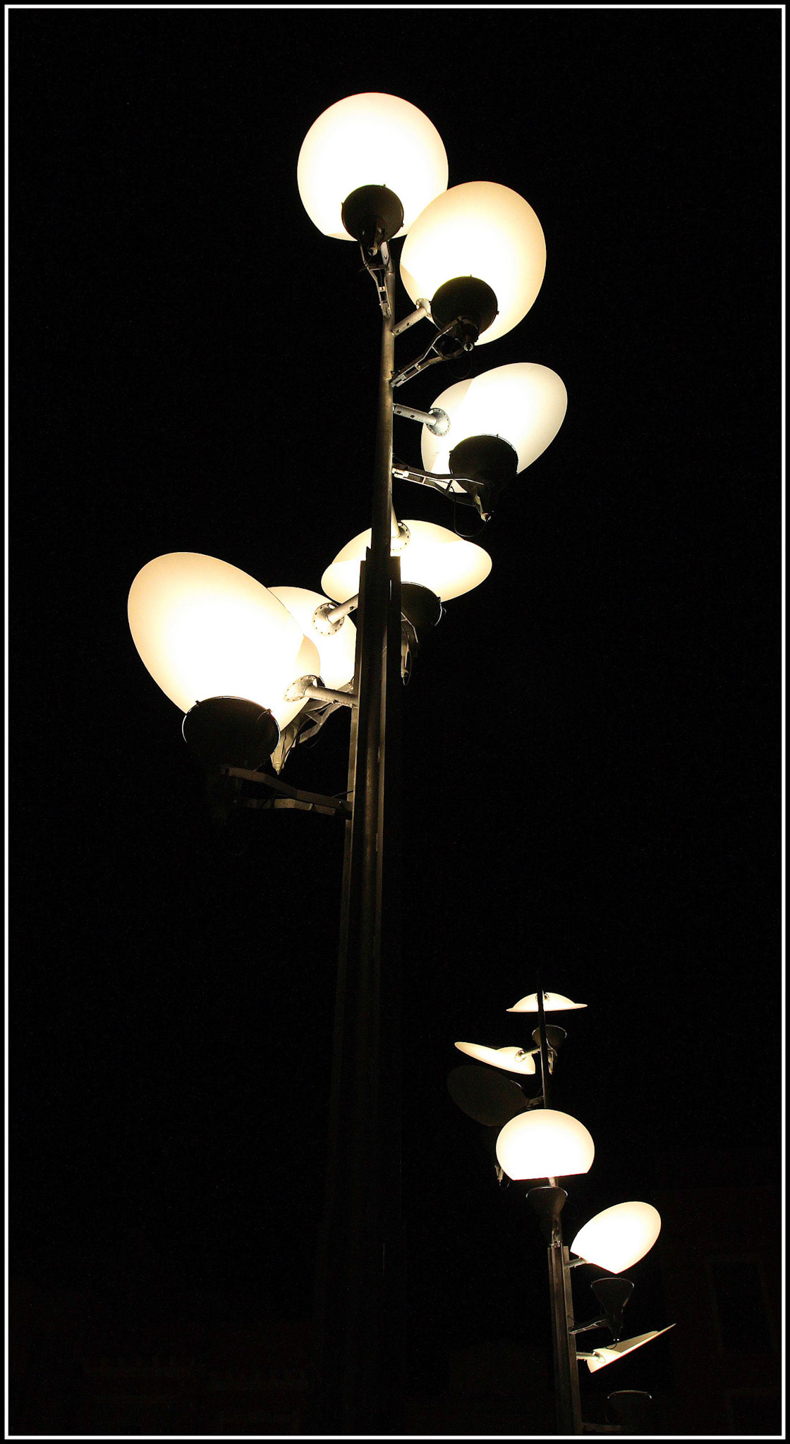 Farola en Zamora. Ampliar