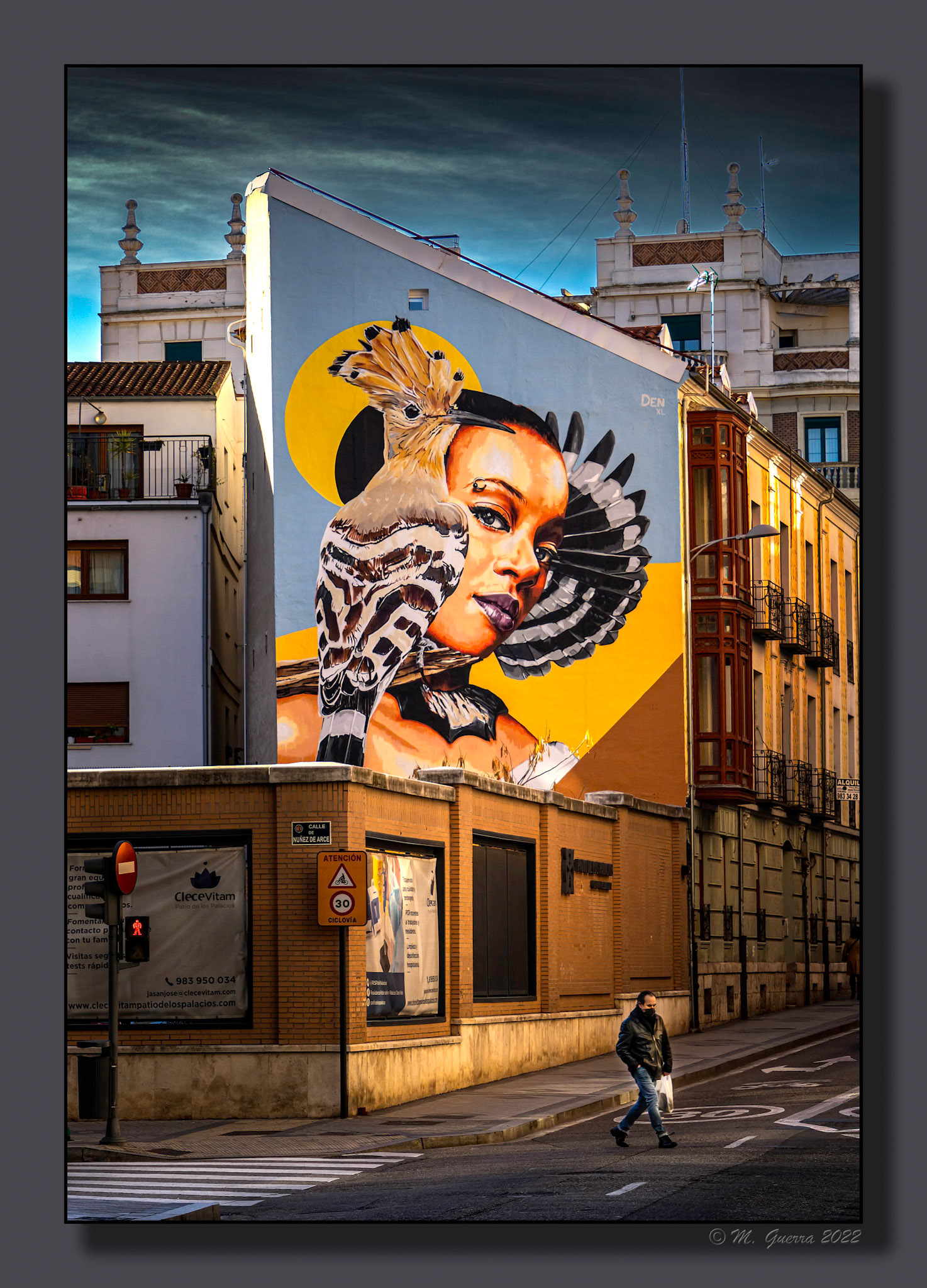 Casa con pintada en Valladolid. 100ASA