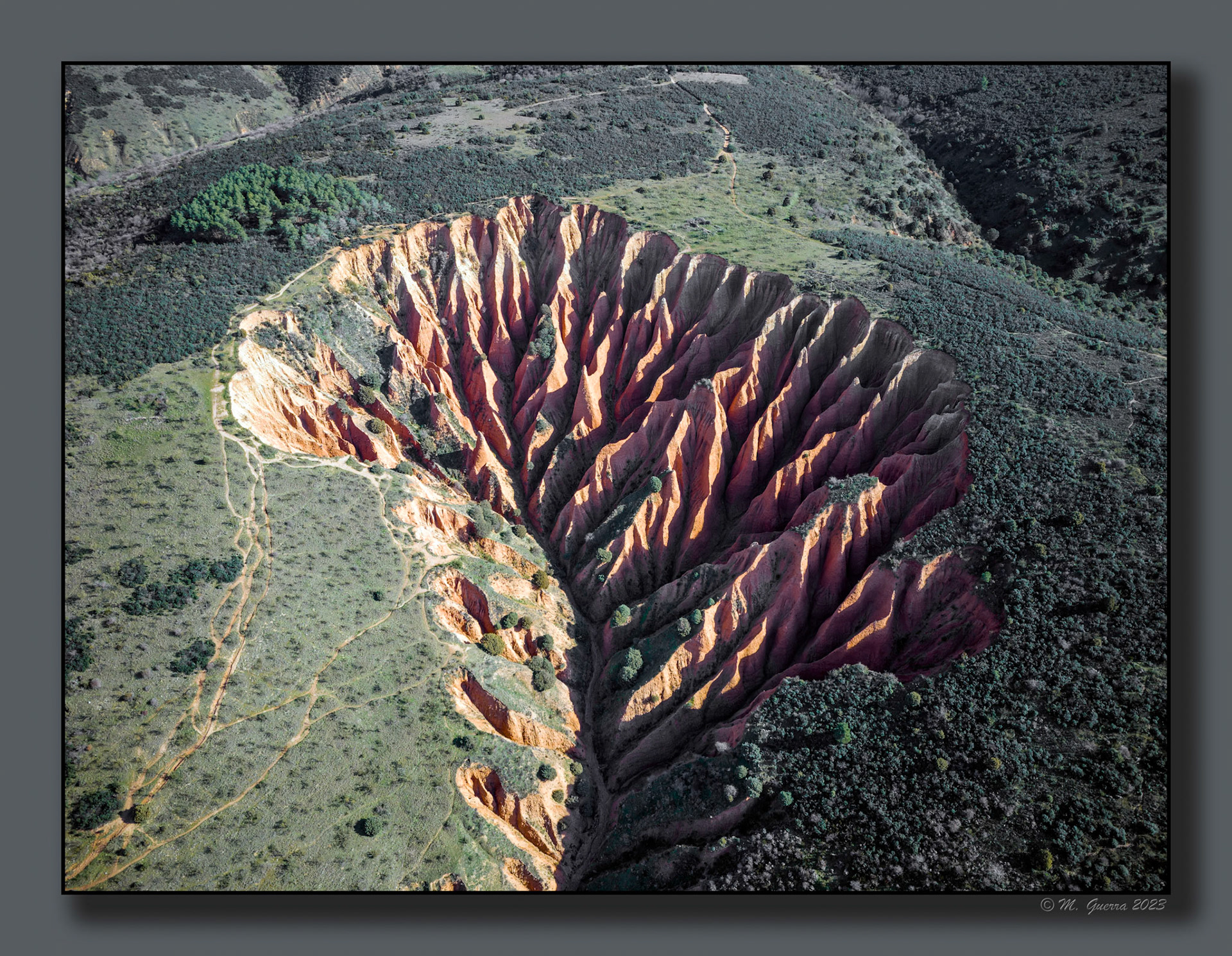 Las Cárcavas de la Oliva desde el dron. 100ASA