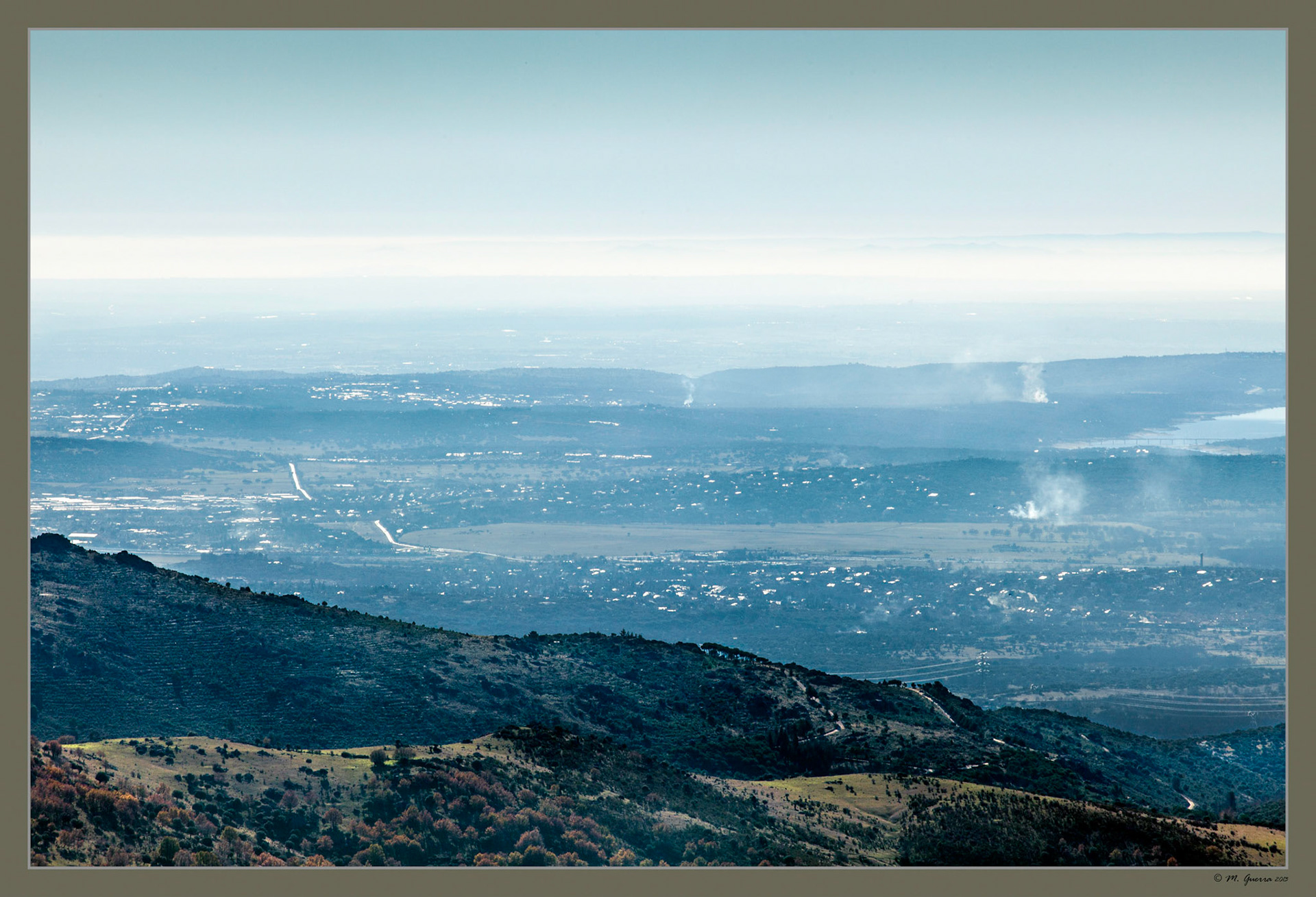 Vistas de la sierra de Madrid desde el mirador de Luis Rosales en el valle de la Fuenfría. Ampliar