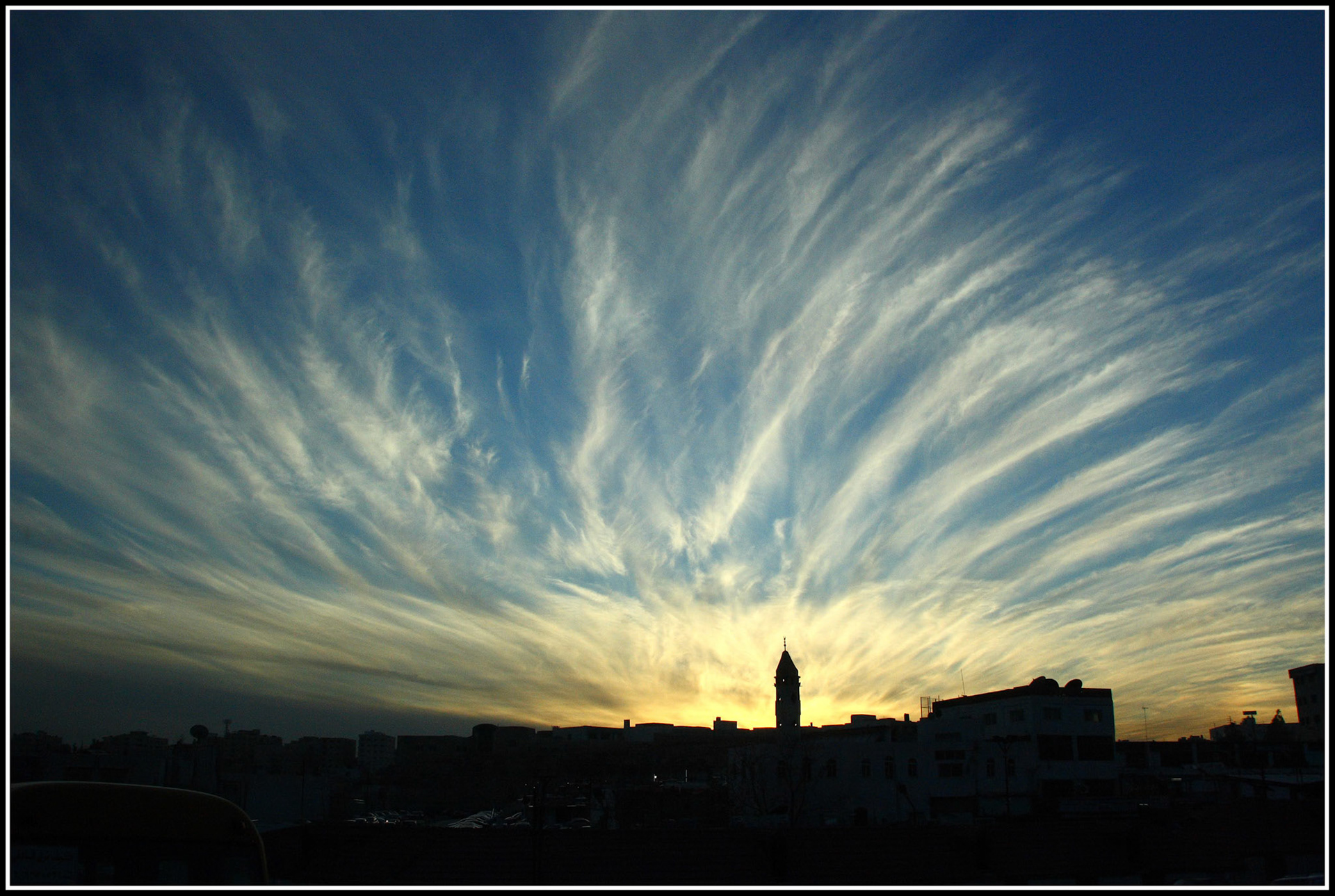 Atardecer en Jordania camino de Amman. Ampliar. 100ASA