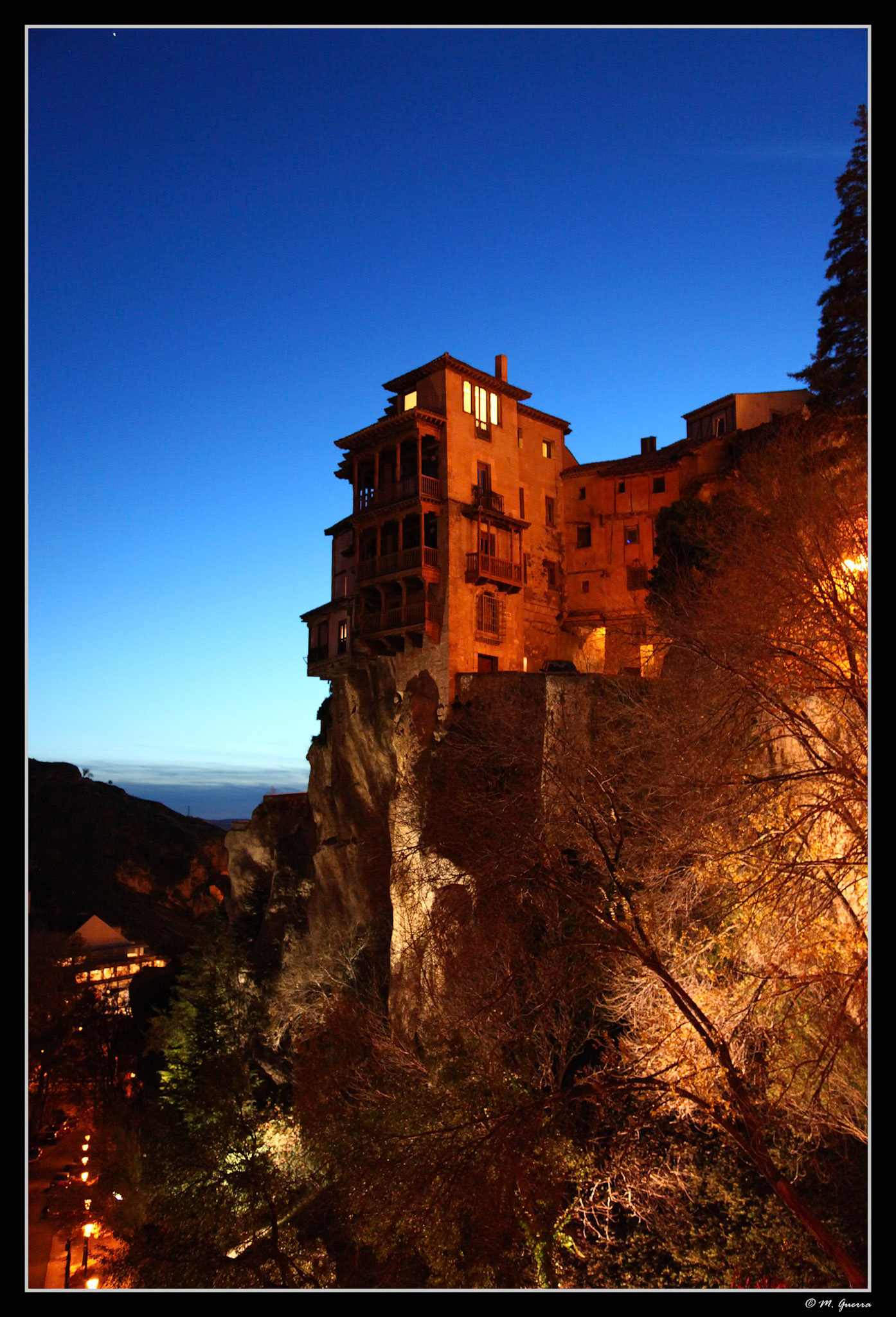 Las casas colgantes de Cuenca. Ampliar