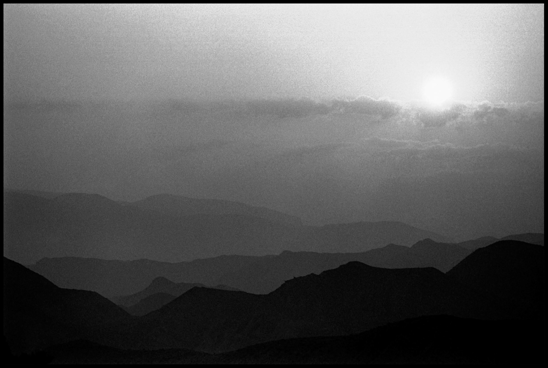 Tabernas, Almería al atardecer. Ampliar. 100ASA