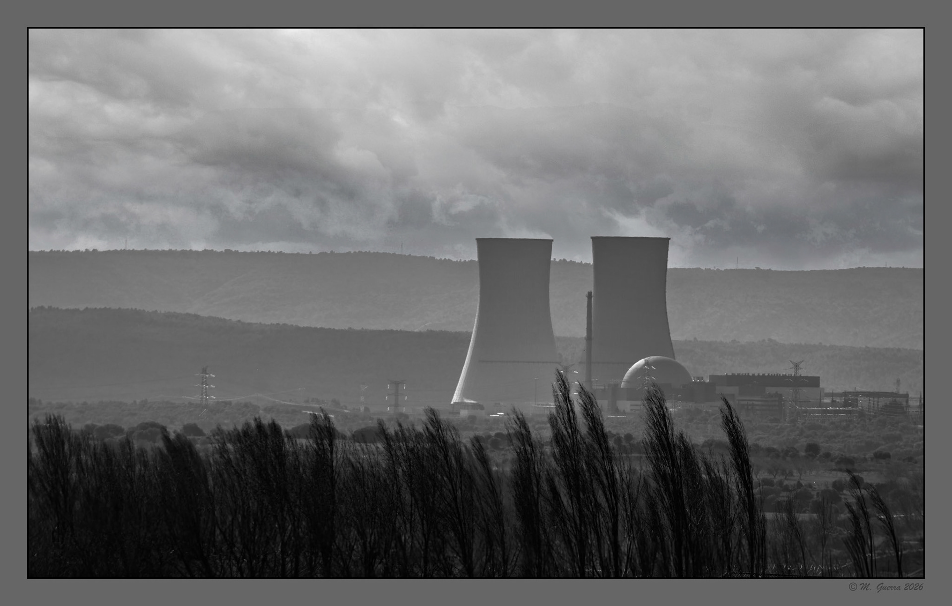 La central nuclear de Trillo vista desde la carretera
