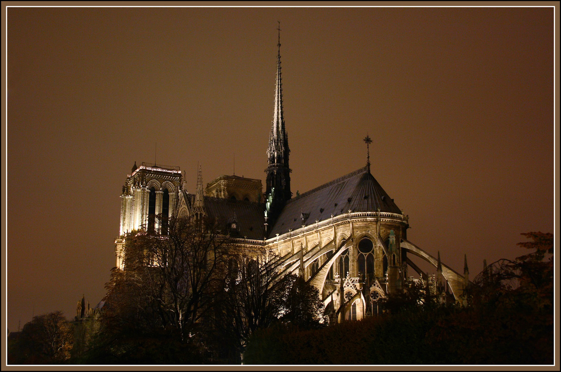 Notre Dame en París. Ampliar
