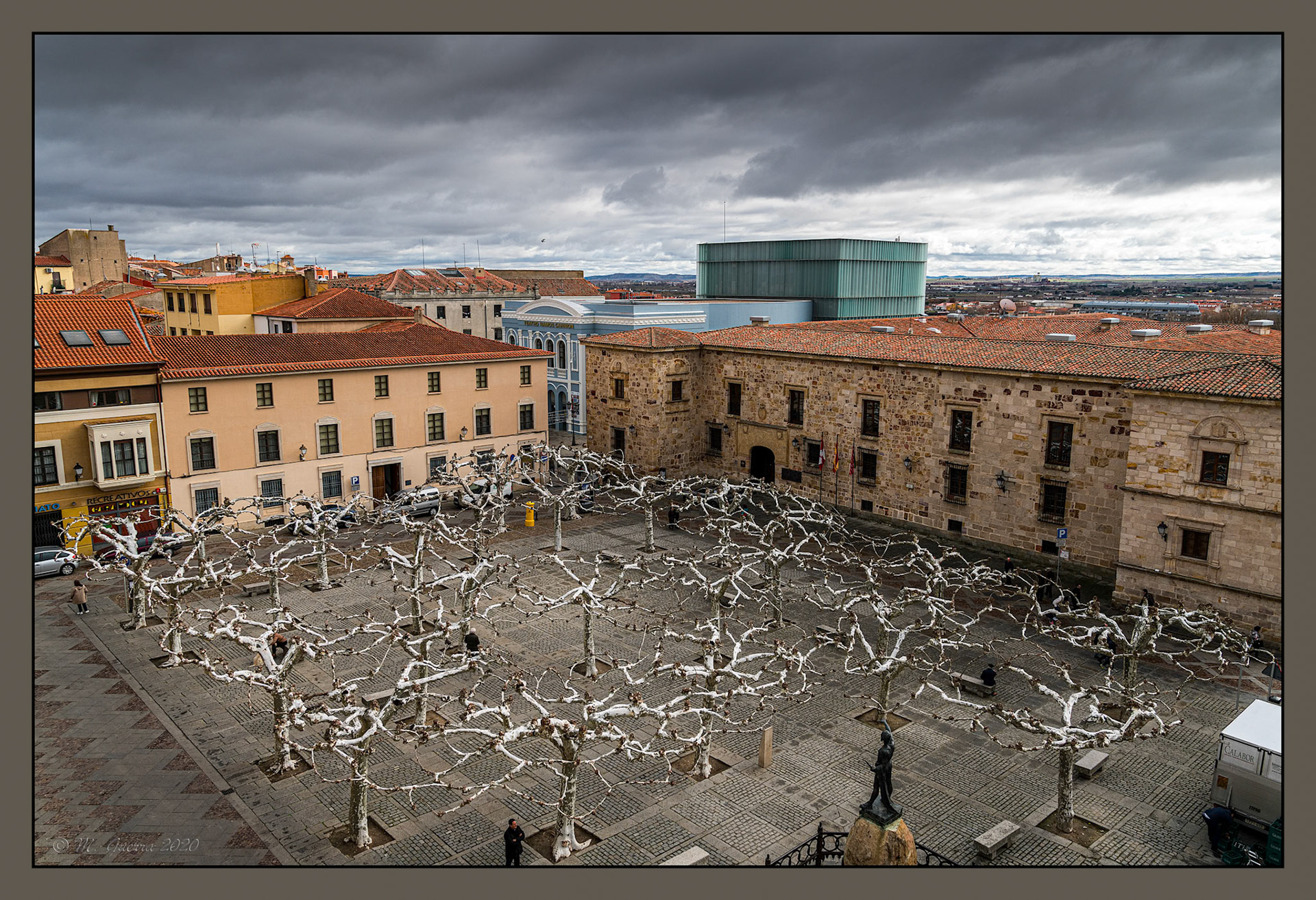 La Plaza de Viriato desde el edificio de la Diputación antigua de Zamora. 100ASA