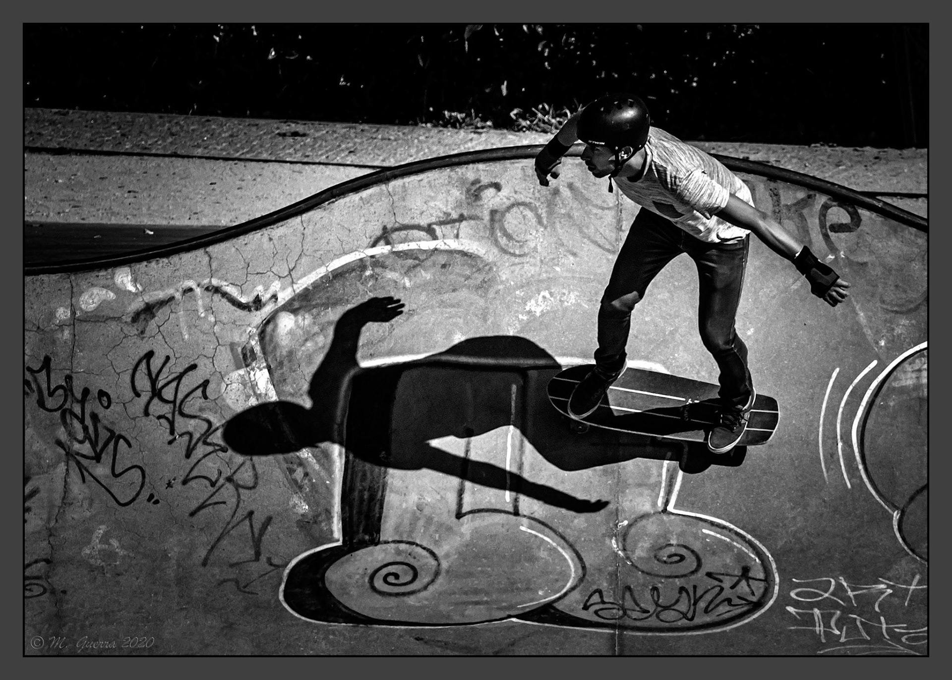 Zona de skating en el parque de Madrid Río de Arganzuela. 100ASA