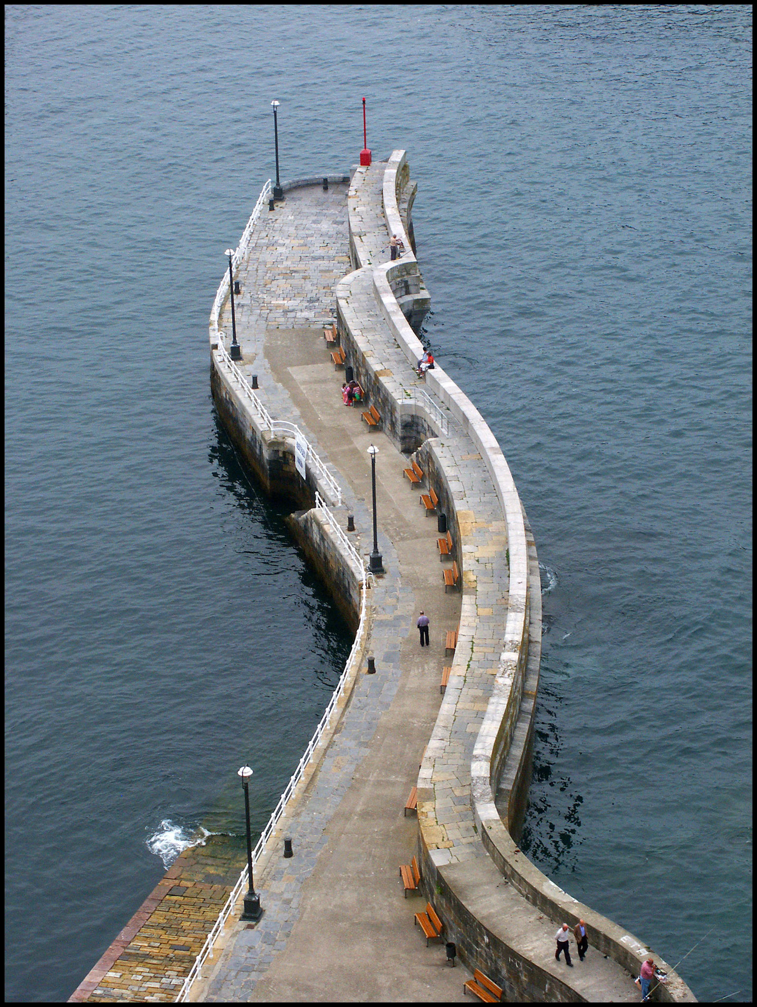 El faro de Cudillero, Asturias. Ampliar