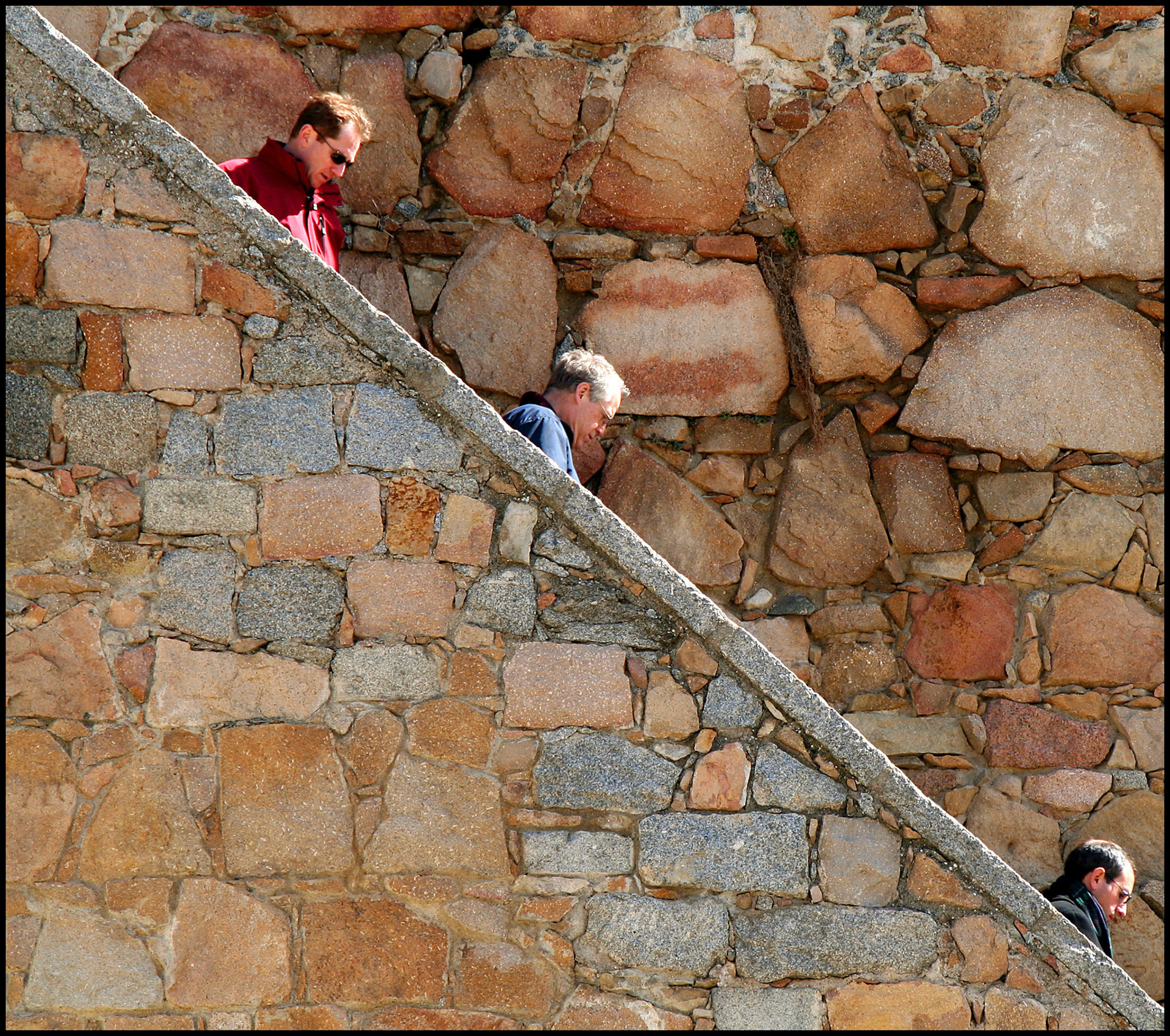 Escalera en la muralla e Ávila. Ampliar