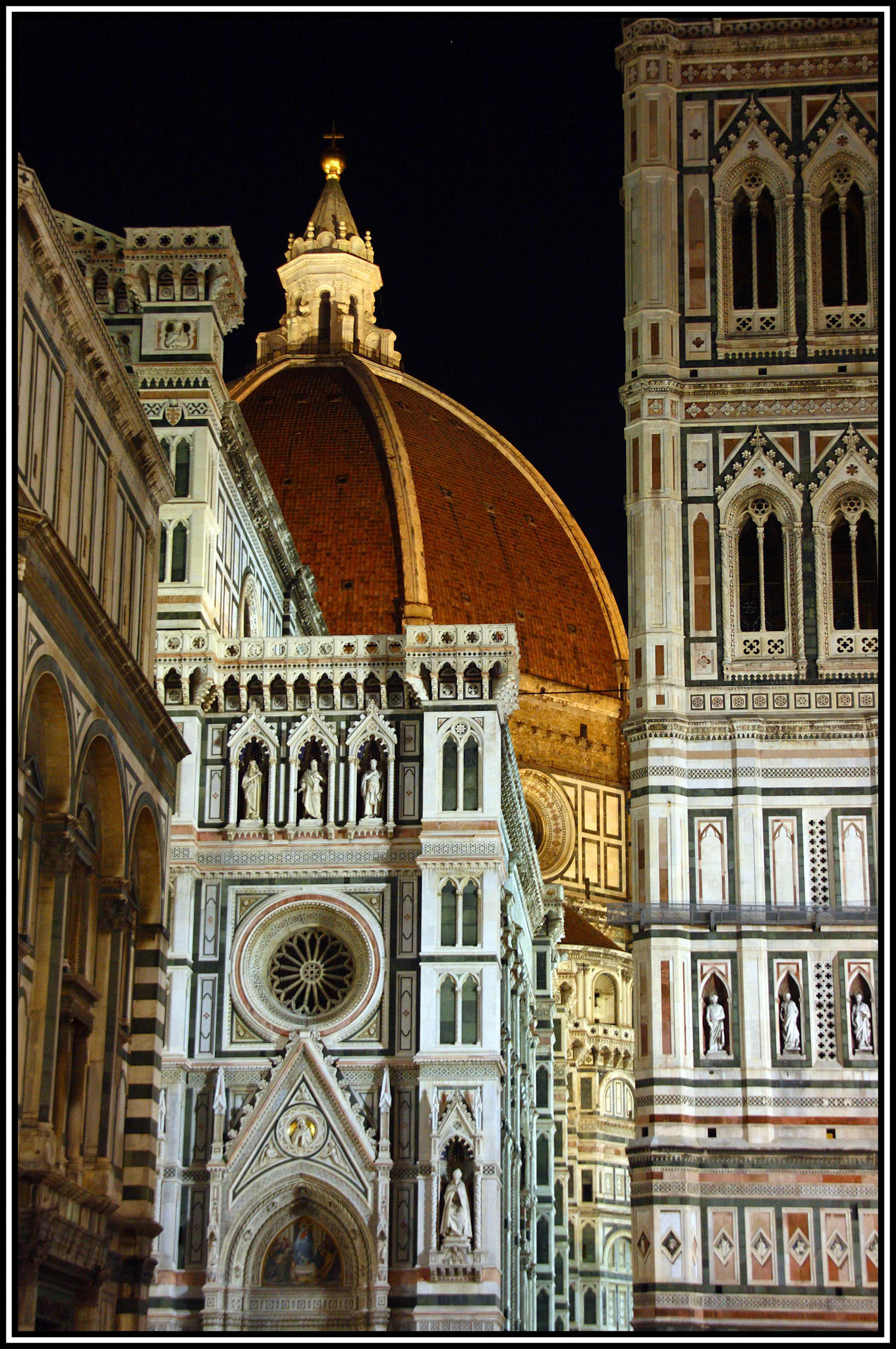 El Duomo, el Baptisterio y el Campanile de Florencia. Ampliar