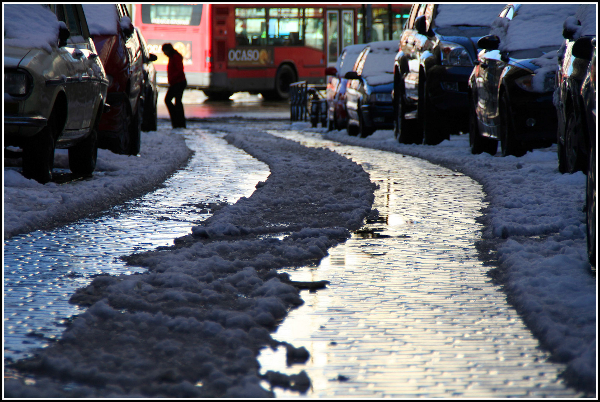 Calle nevada en Madrid. Ampliar