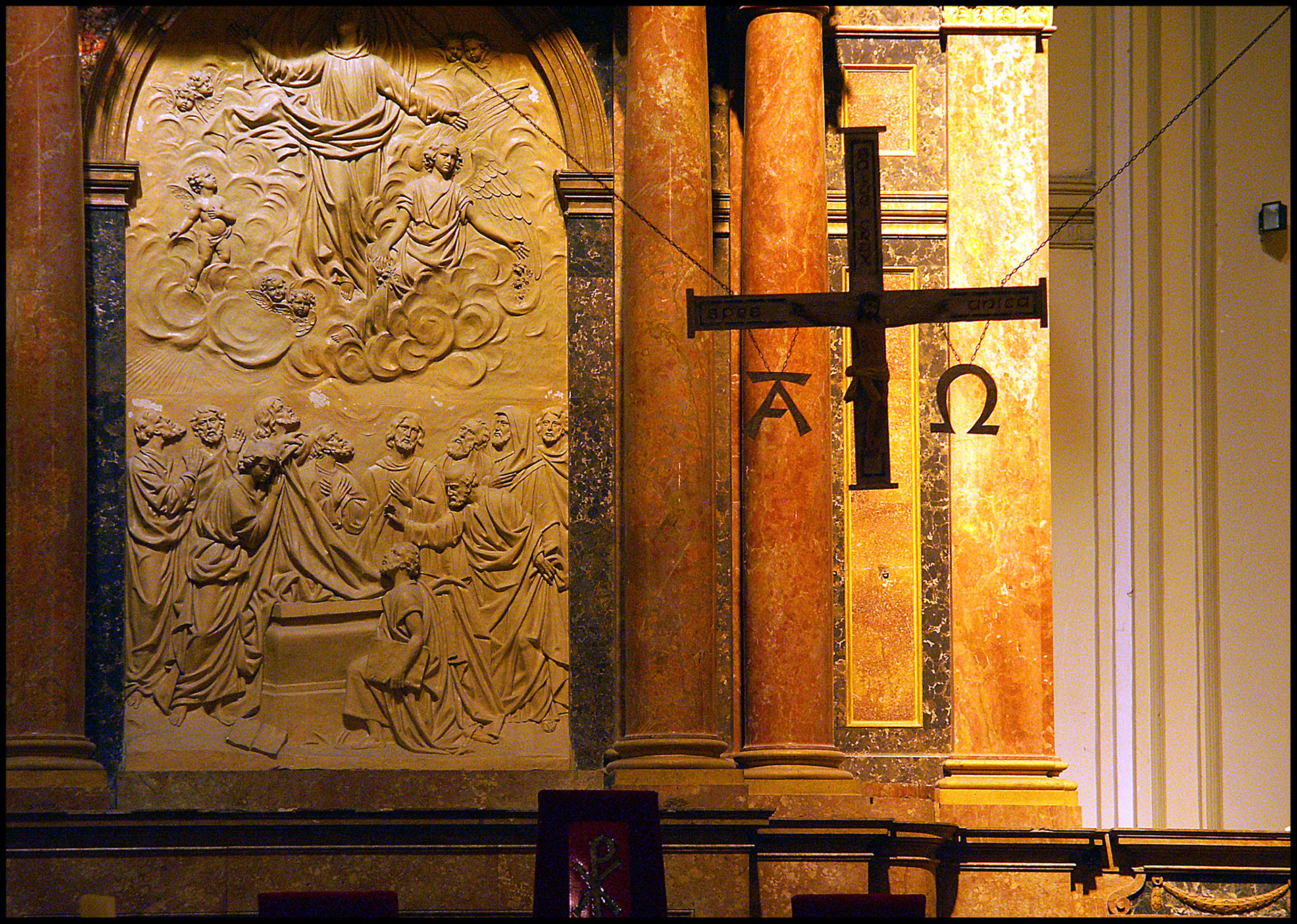 Cruz del Altar Mayor de la Colegiata de Alcañiz. Ampliar