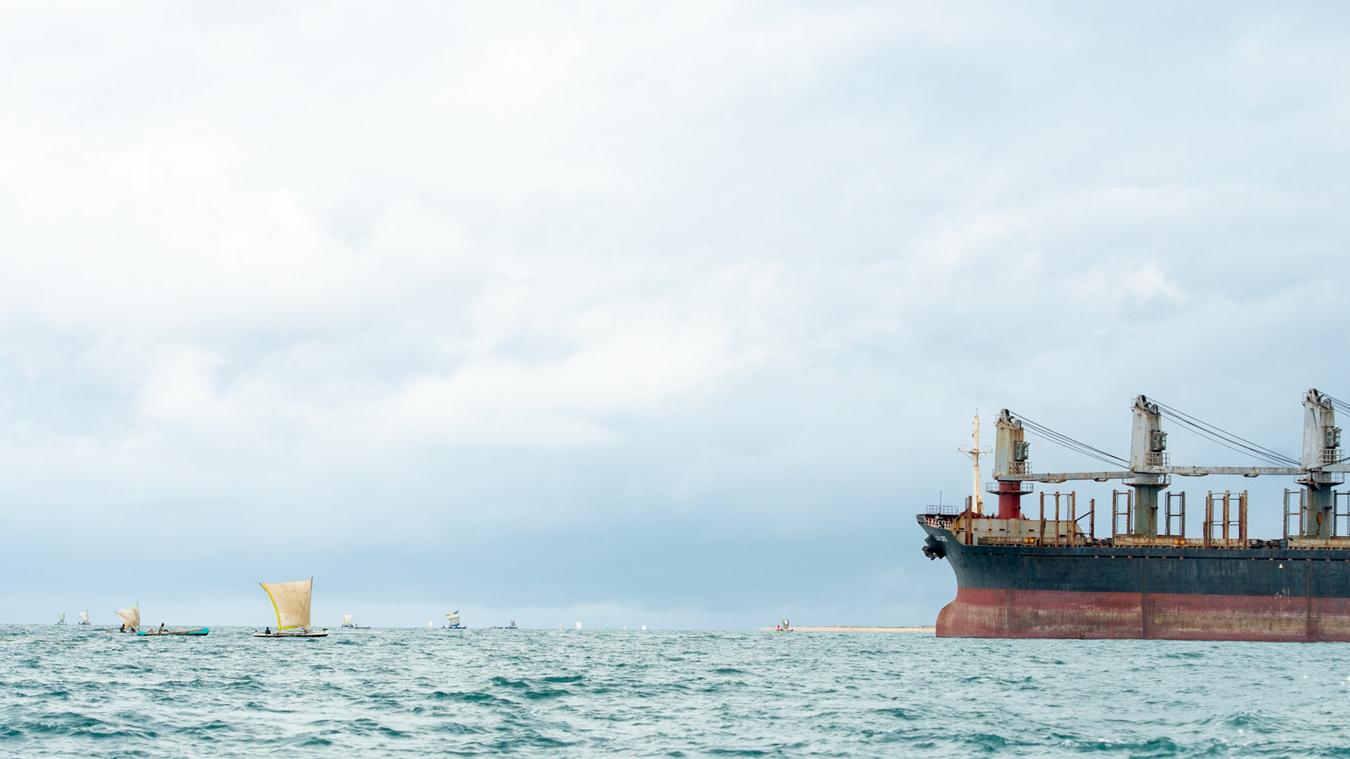 They may be tiny but there were hundreds of Vezo's and their pirogues off the coast of Toliara and Anakao. 