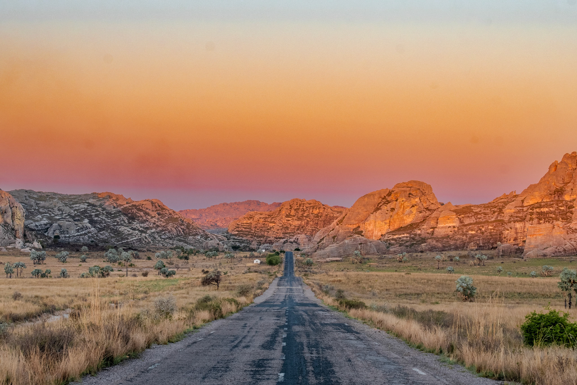 Entering Bara County